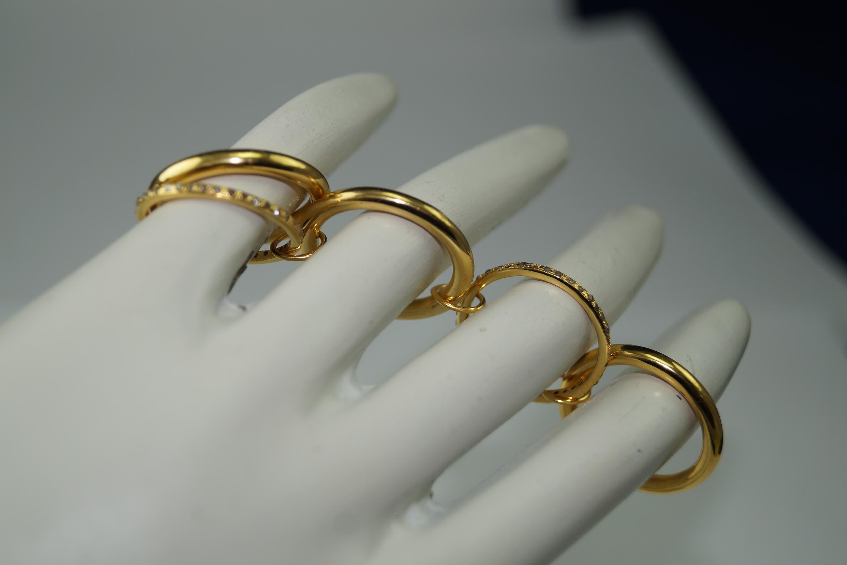Stack-Ring Natürliche Pave-Diamanten Sterlingsilber mit Gelbgoldbeschichtung im Angebot 3