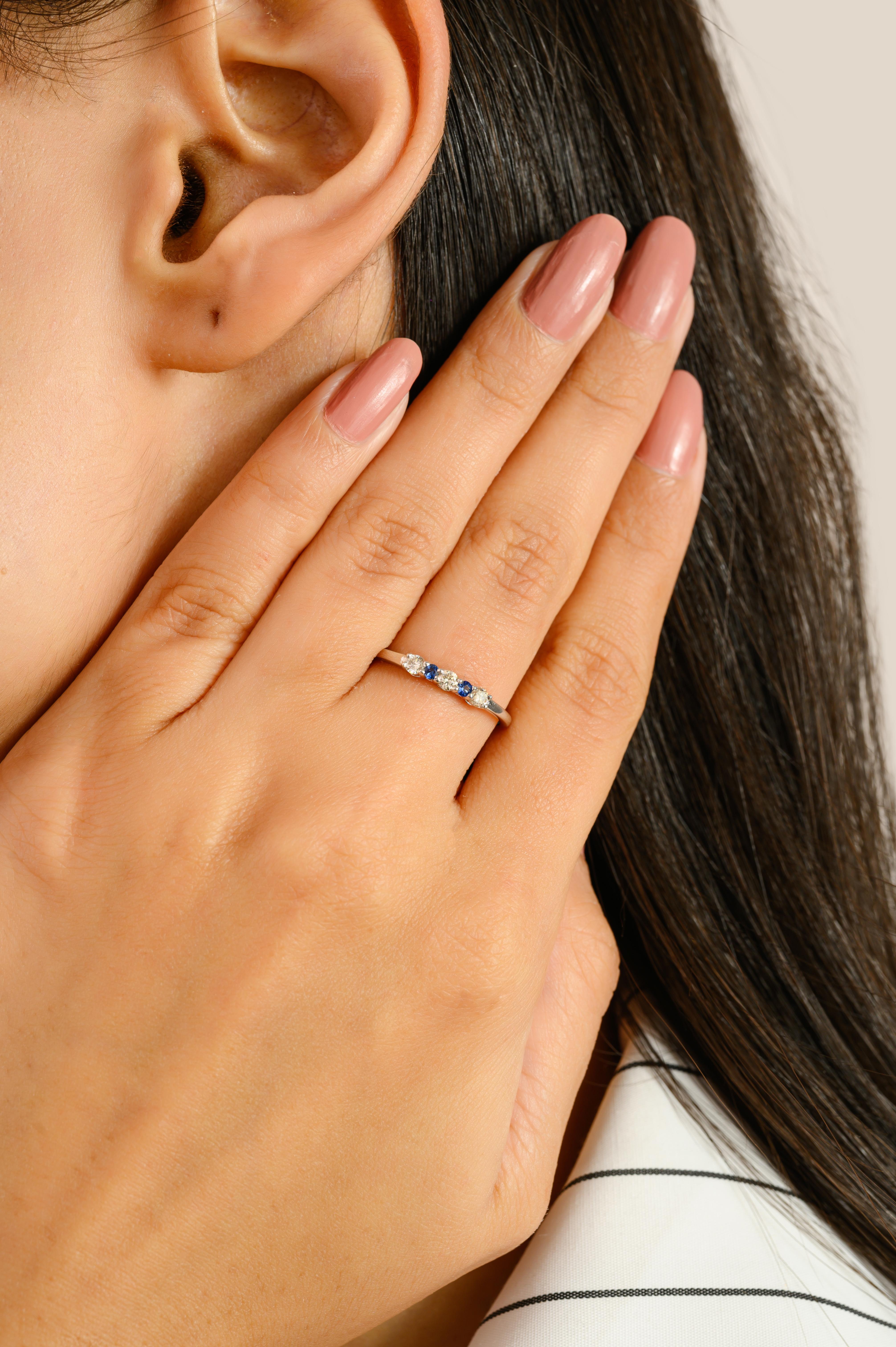 En venta: Anillo apilable de oro blanco de 14k con zafiro azul y diamantes Regalo de joyería  4