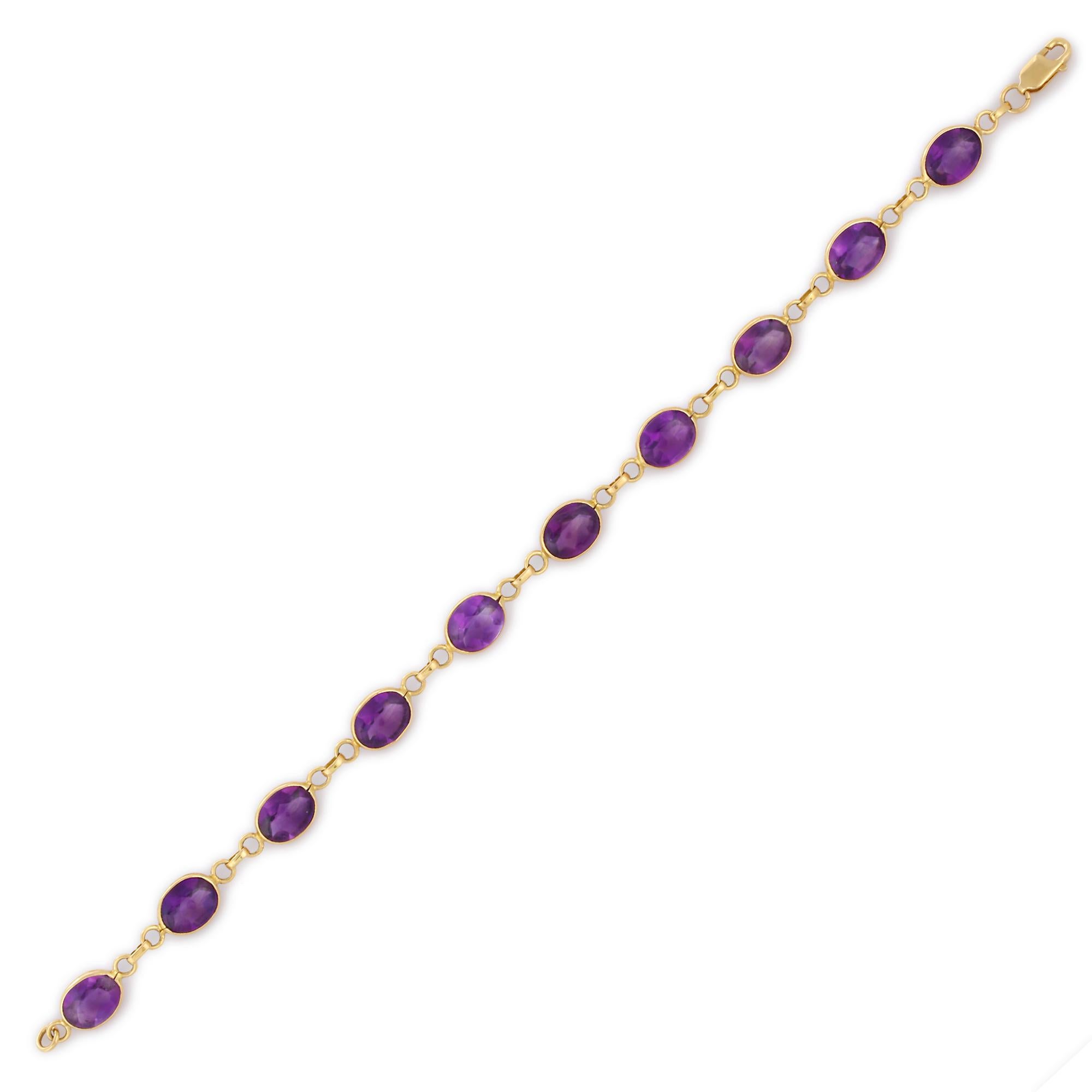 Stackable 17 Ct Amethyst Chain Bracelet in 18 Karat Yellow Gold In New Condition For Sale In Houston, TX