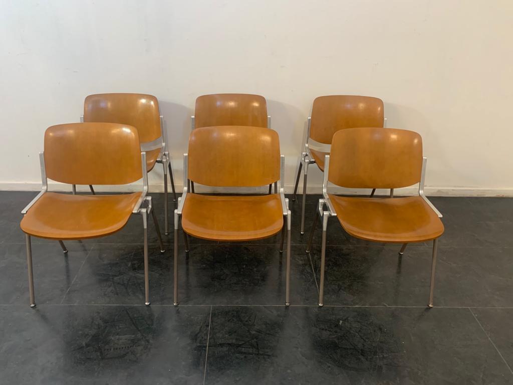 Italian Stackable Chairs by Giancarlo Piretti for Castelli / Anonima Castelli, Set of 6 For Sale