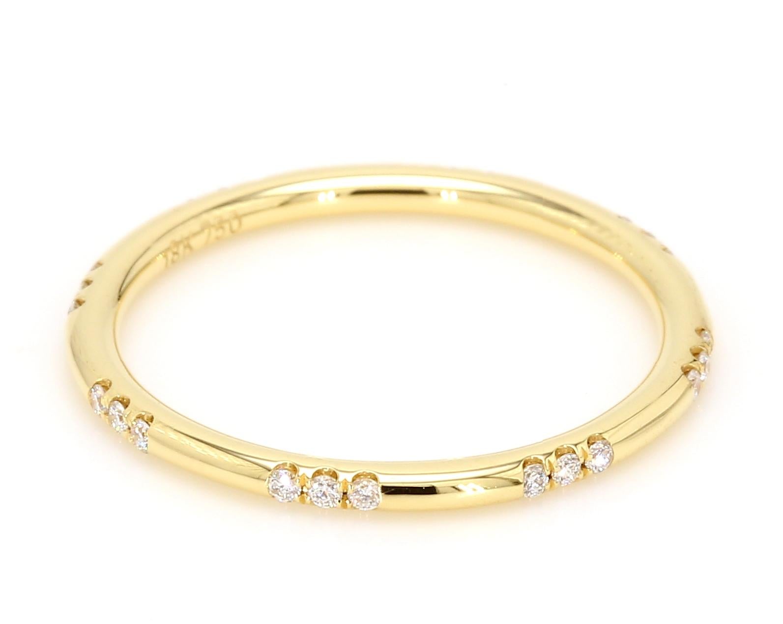 Stackable Diamond Wedding Band Set 18K Yellow, White or Rose Gold In New Condition In New York, NY