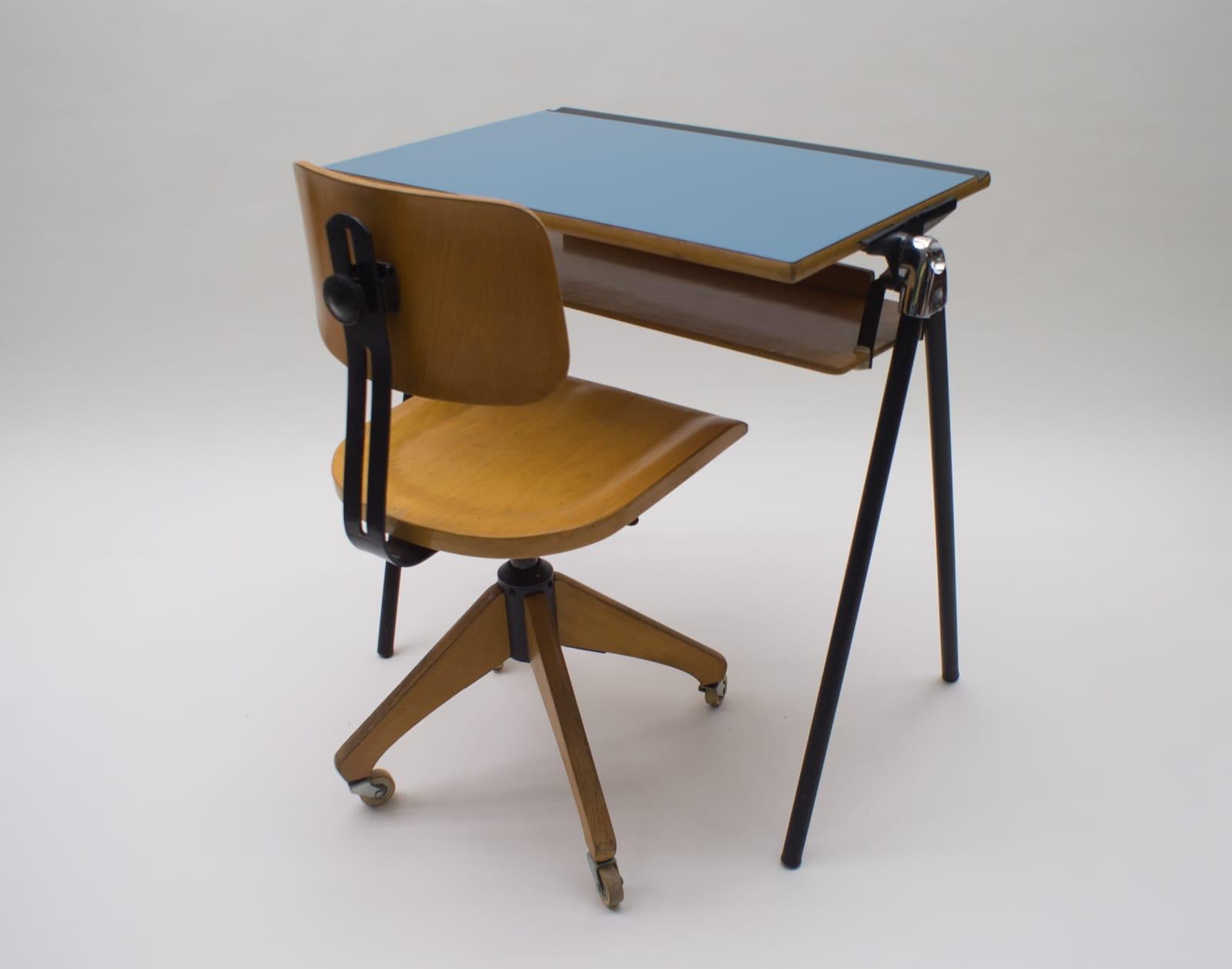 Stackable Midcentury Desk with Shelf by Palini, 1960s, Italy 10