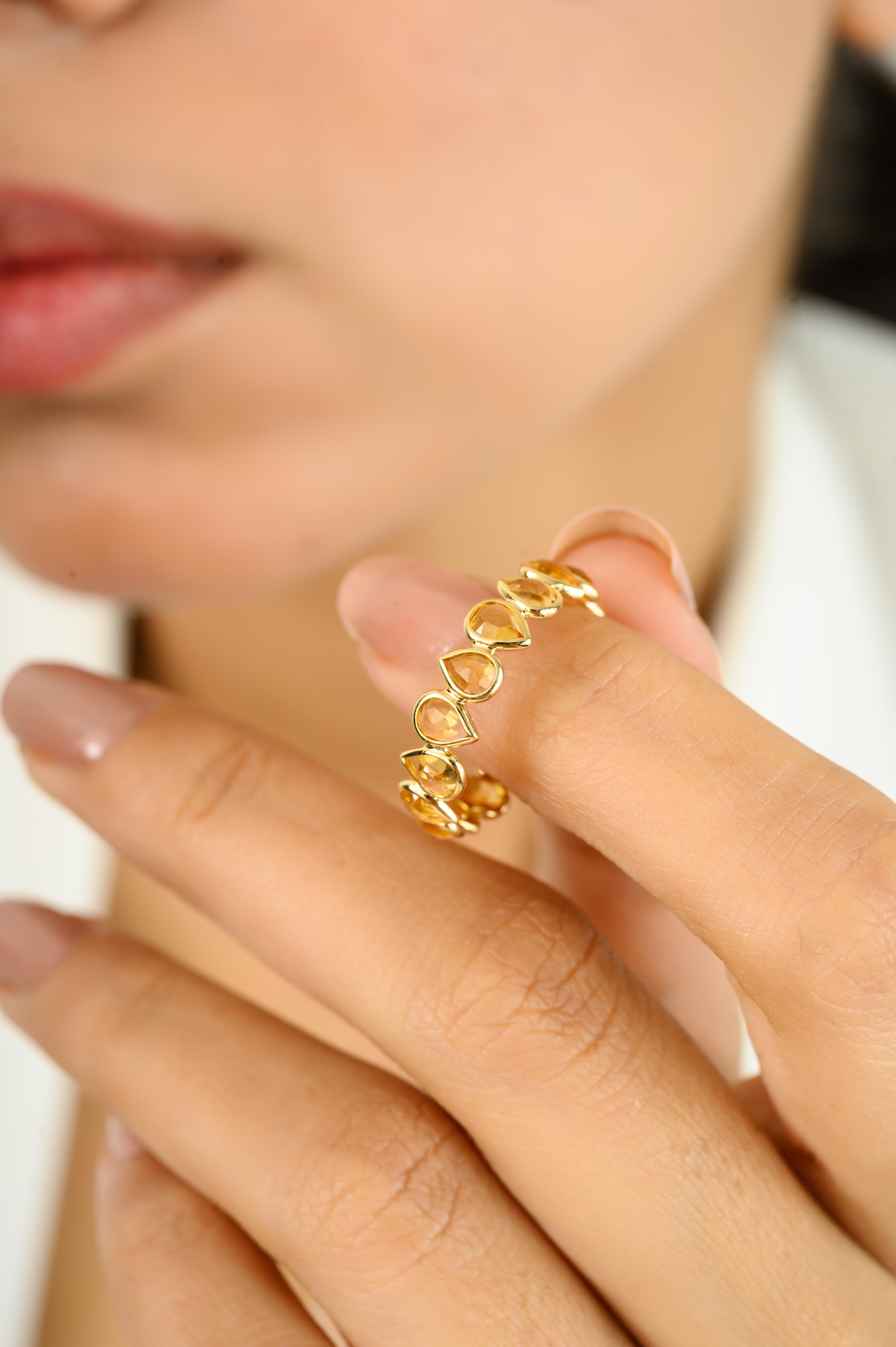 En vente :  Bague empilable en or jaune 18 carats avec citrine naturelle taillée en poire 2