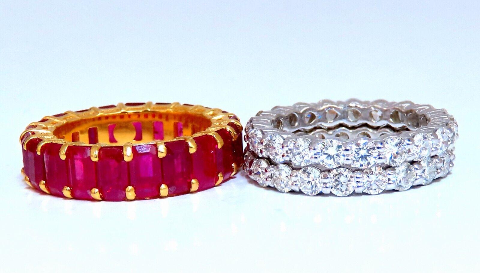 Taille émeraude Bagues d'éternité empilables en rubis et diamants de 14 carats rouges vifs naturels, de 11,36 carats en vente