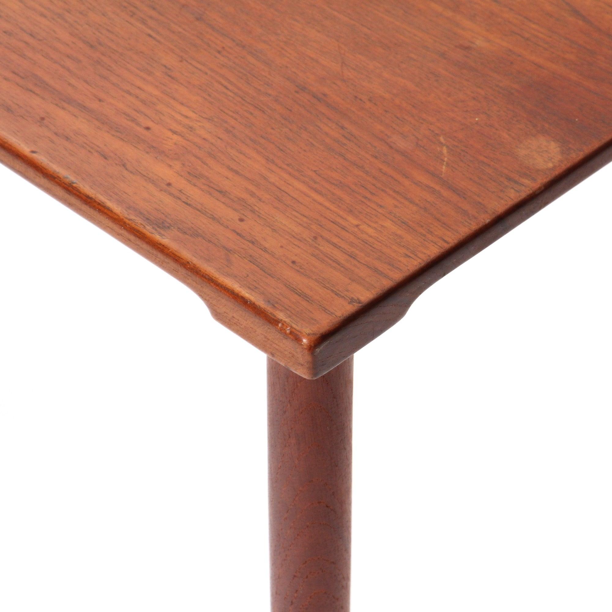 Stackable Side Table Peter Hvidt & Orla Mölgaard-Nielsen for France & Son, 1950s In Fair Condition For Sale In Sagaponack, NY