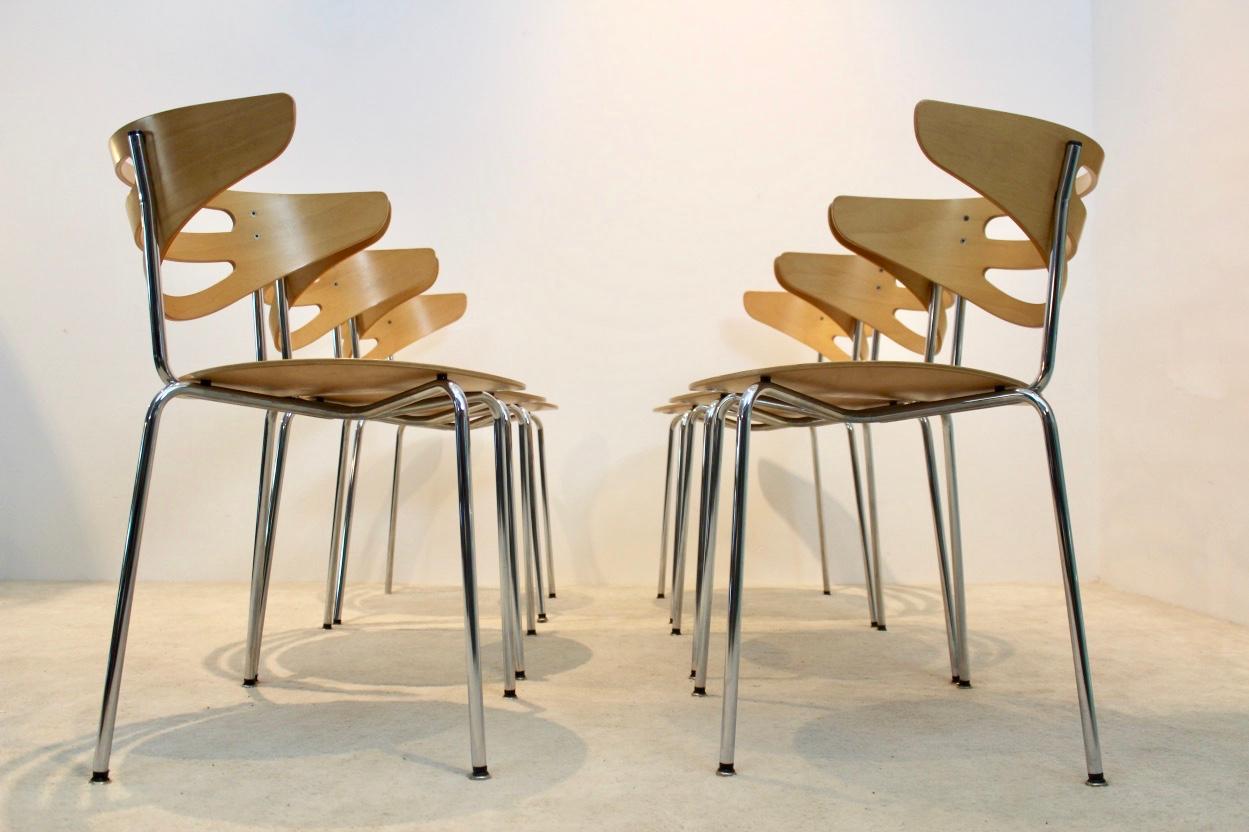 Stapelbare Esszimmerstühle aus Chrom, Chrom und Buchenholz, gebogen im Zustand „Gut“ im Angebot in Voorburg, NL