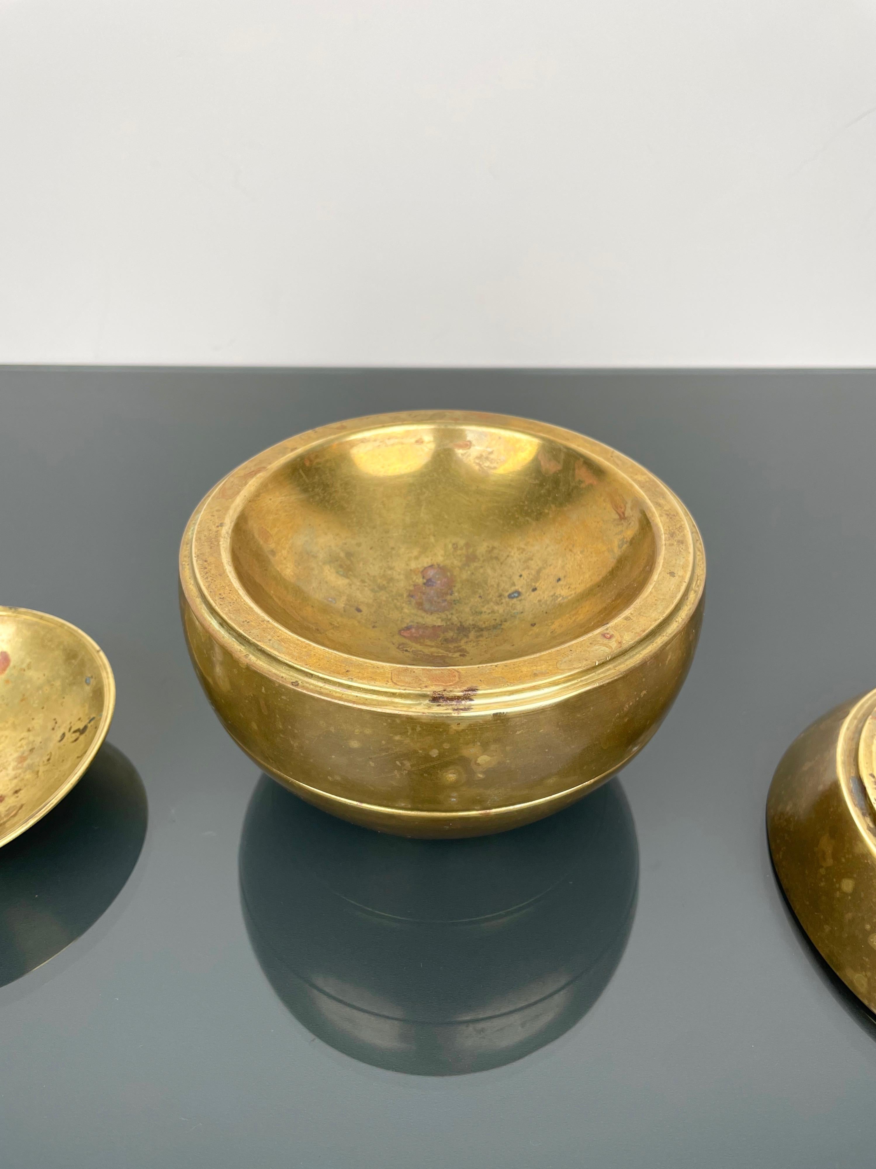 Stacked Brass Globe Ashtray Bowl Attributed to Tommaso Barbi, Italy 1970s 4