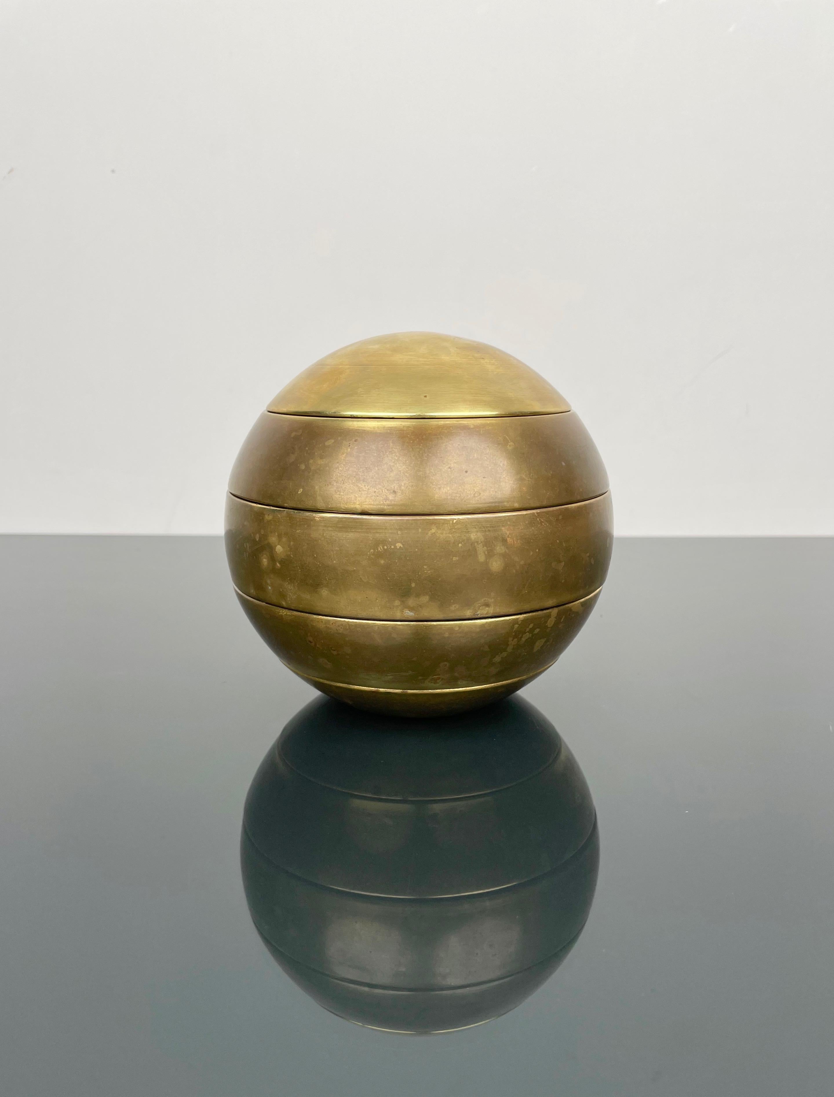 Mid-Century Modern Stacked Brass Globe Ashtray Bowl Attributed to Tommaso Barbi, Italy 1970s