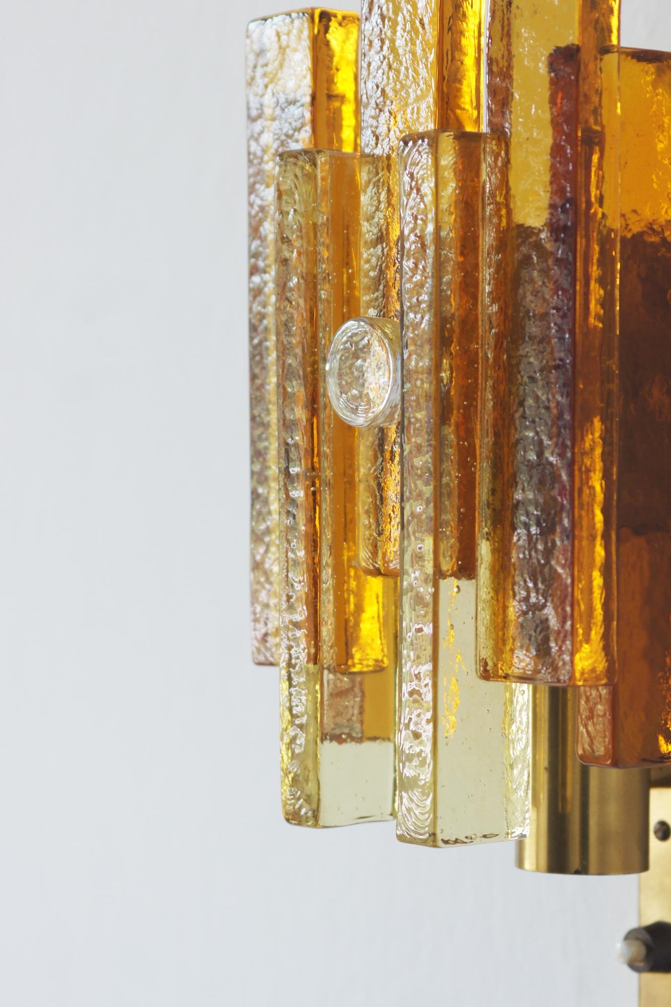 Mid-20th Century Stacked Glass and Brass Wall Sconce by Svend Aage Holm Sørensen for Hassel & Teu For Sale