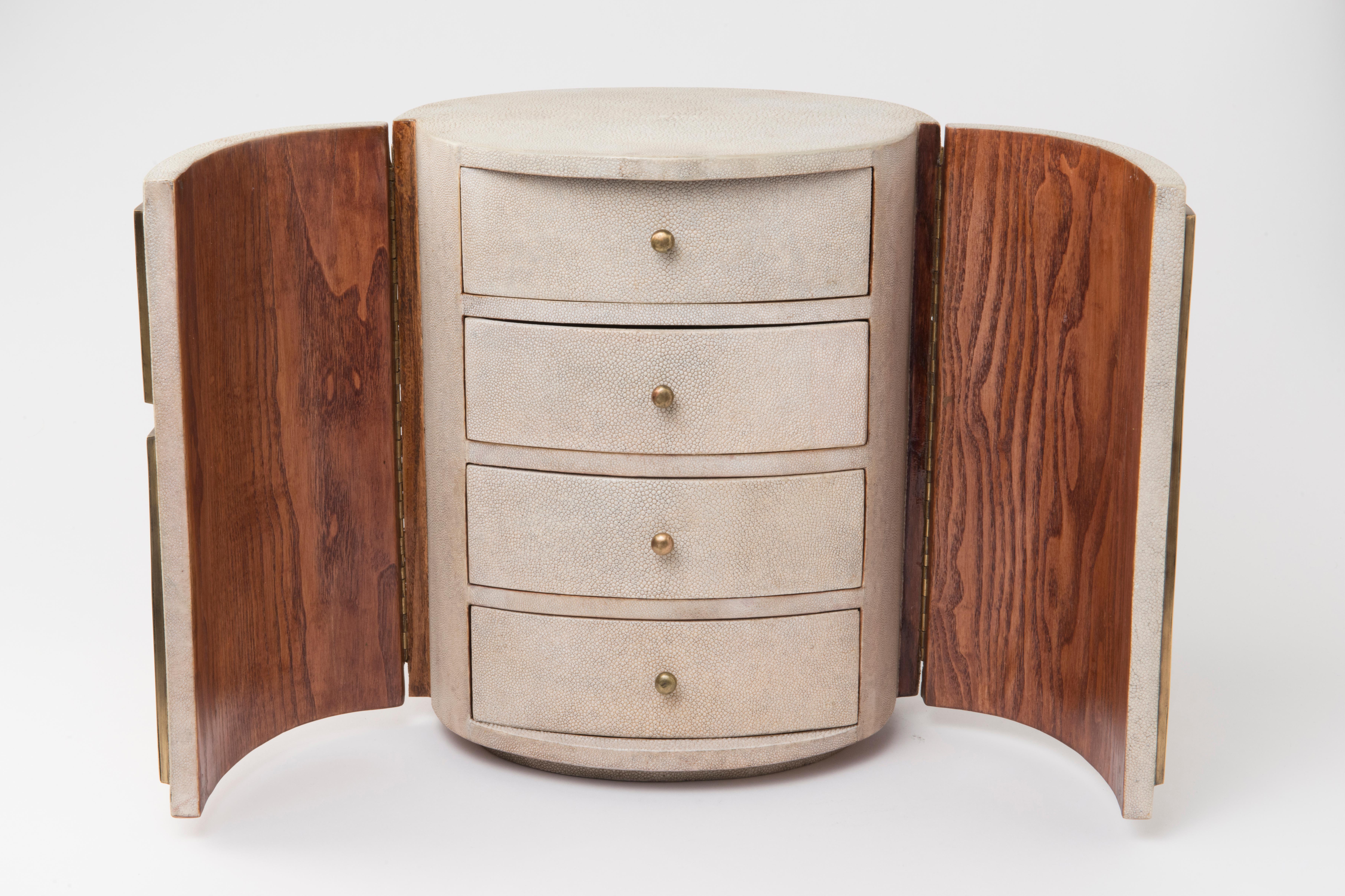 Stacked Jewelry Chest in Cream Shagreen by R&Y Augousti For Sale 3