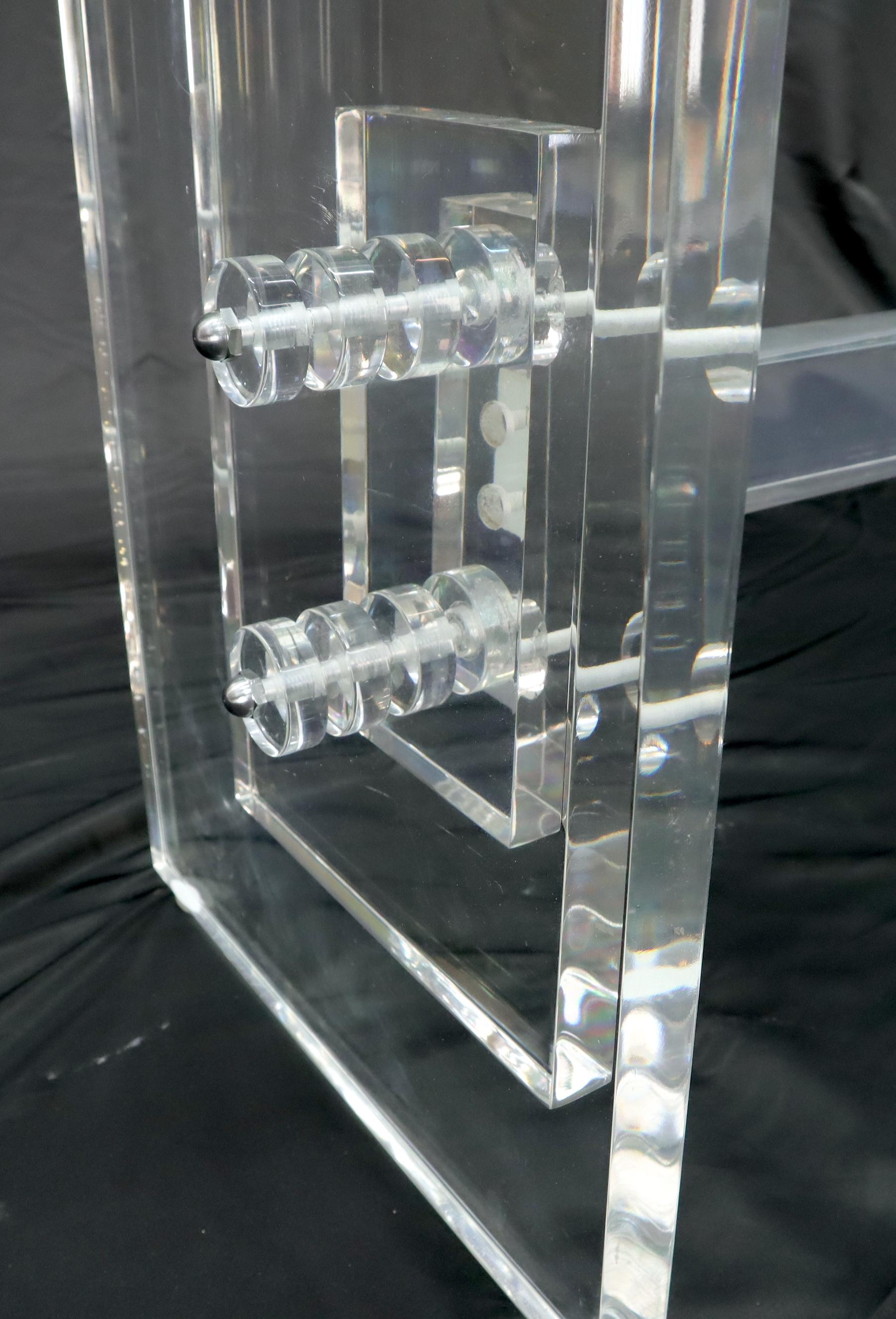 Rechteckiger Couchtisch mit Glasplatte und gestapeltem Lucite-Sockel im Zustand „Gut“ im Angebot in Rockaway, NJ