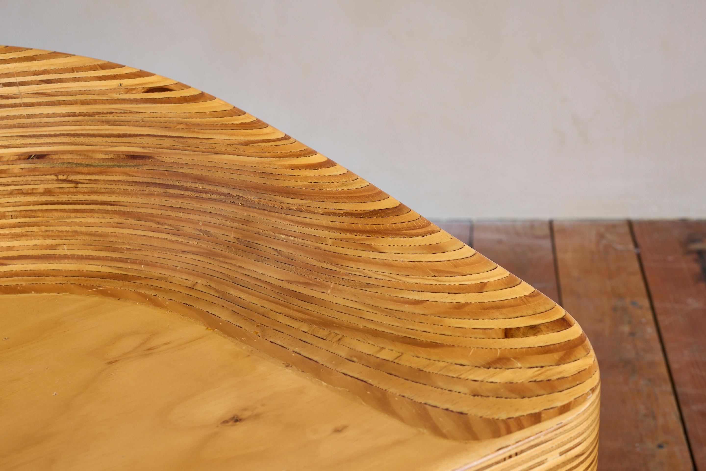 Stacked Molded Plywood Chairs in vendita 4