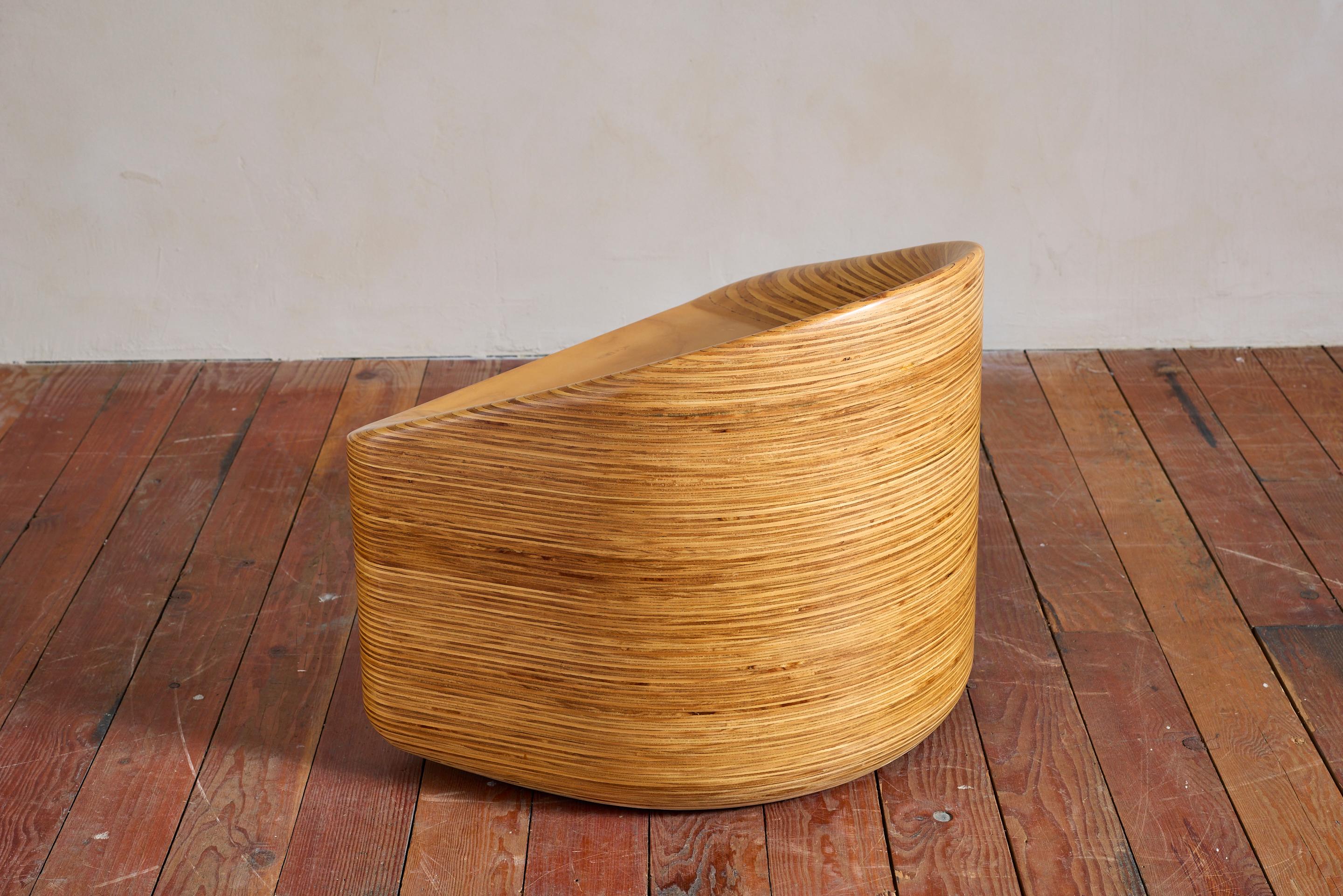 Stacked Molded Plywood Chairs in vendita 12