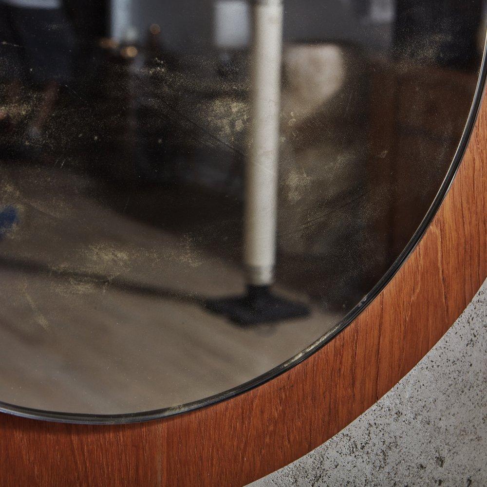 Stacked Wood Frame Teardrop Mirror, Italy 1970s For Sale 1
