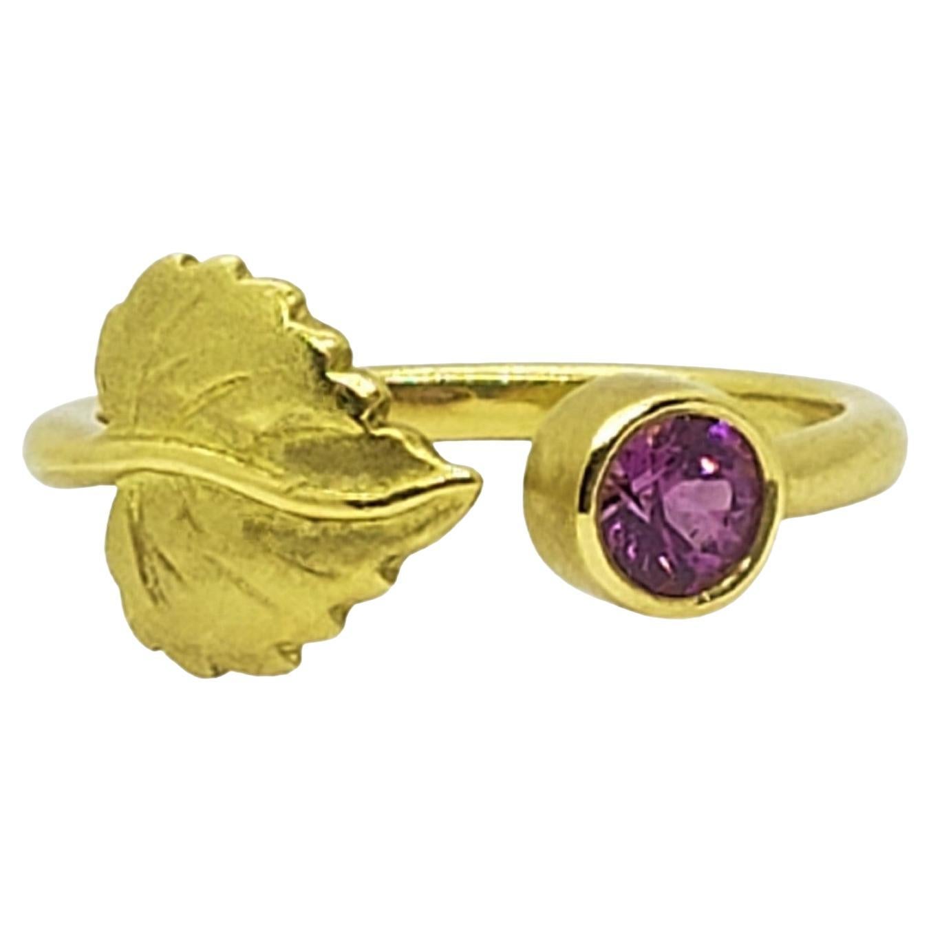 Stackette 18K Gold Gemstone Ring Collection highlighting the Aspen Leaf Style For Sale
