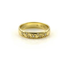 Stacking Band Ring in Yellow Gold and Star Diamonds