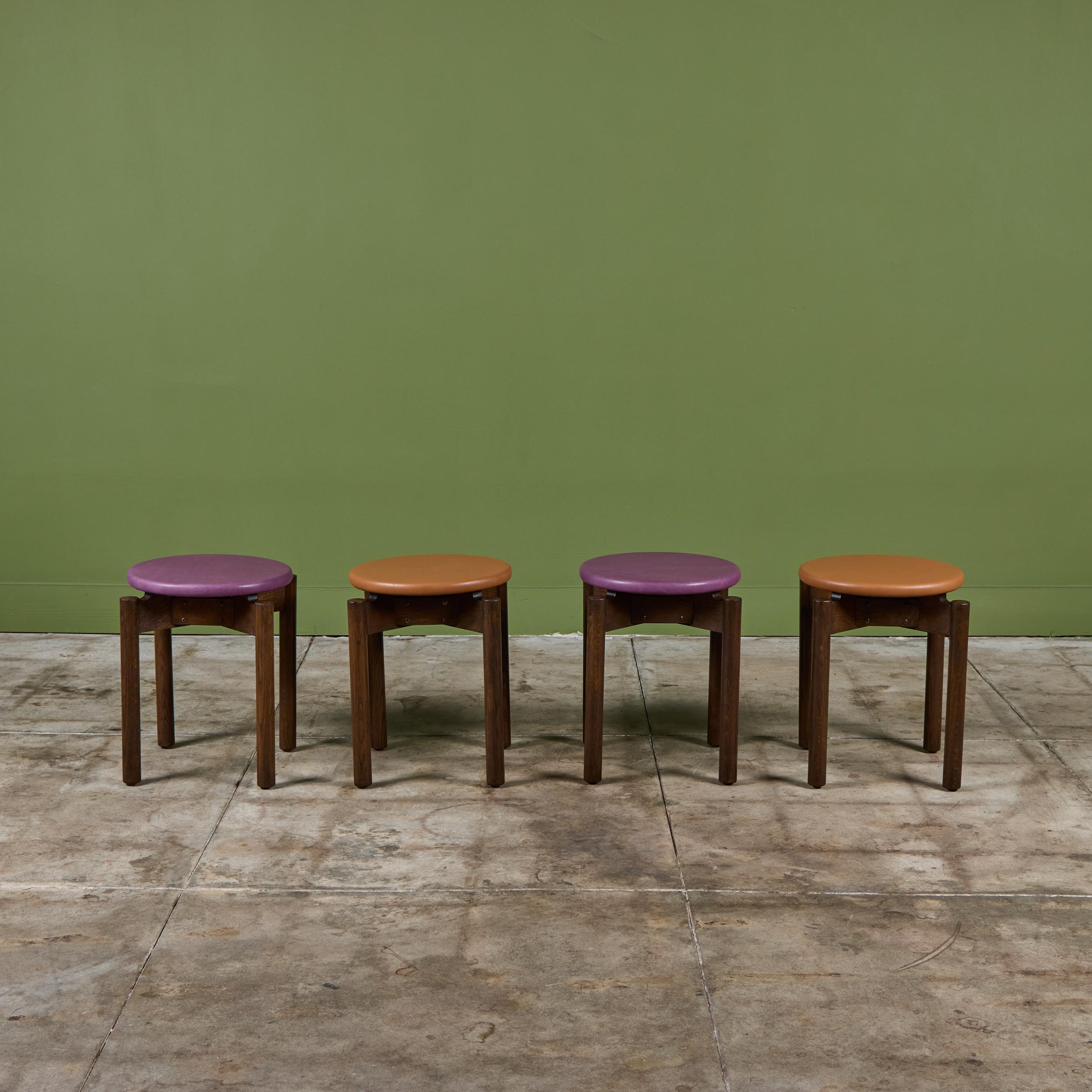 Taburete apilable para muebles Marble Imperial Moderno de mediados de siglo en venta