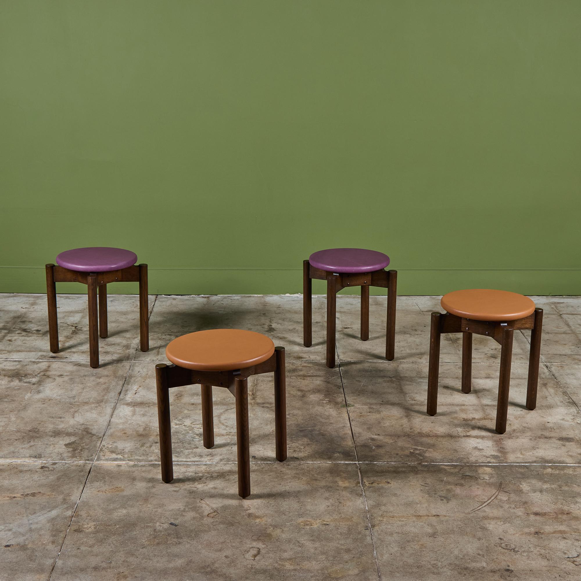 Taburete apilable para muebles Marble Imperial mediados del siglo XX en venta