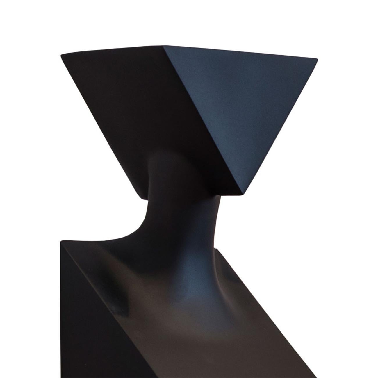 Stacy Black Resin Sculpture In New Condition For Sale In Paris, FR