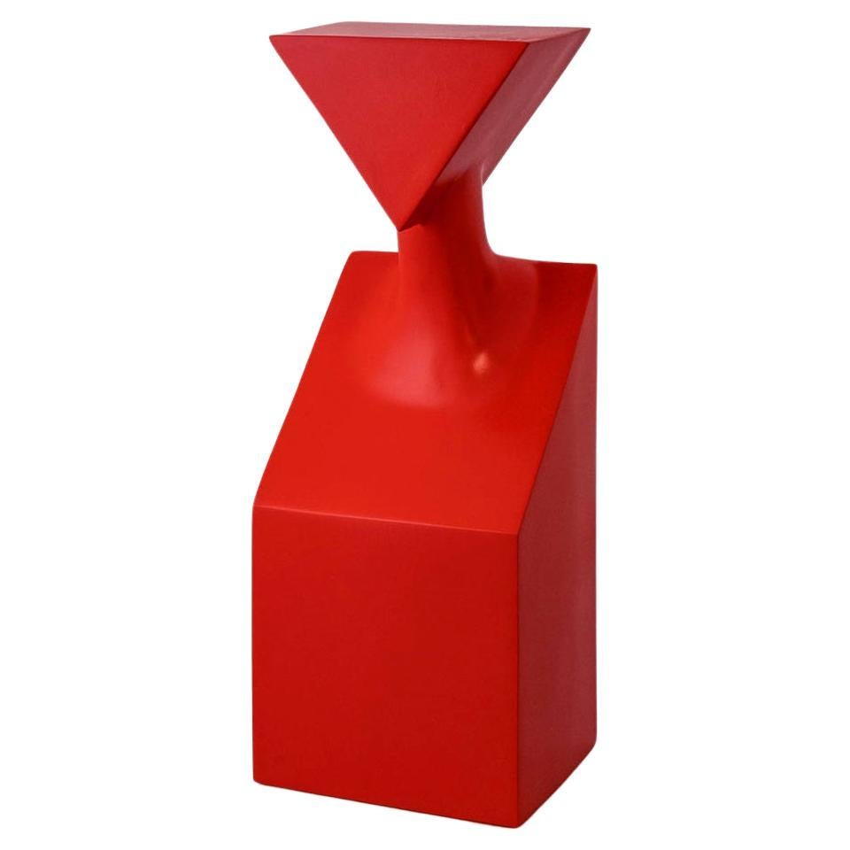 Sculpture en résine rouge Stacy en vente