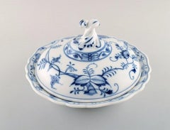 Stadt Meissen Blue Onion Patterned Lidded Tureen, Mid-20th Century