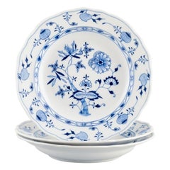Stadt Meissen, Three Deep Plates, Blue Onion Pattern, 1930s