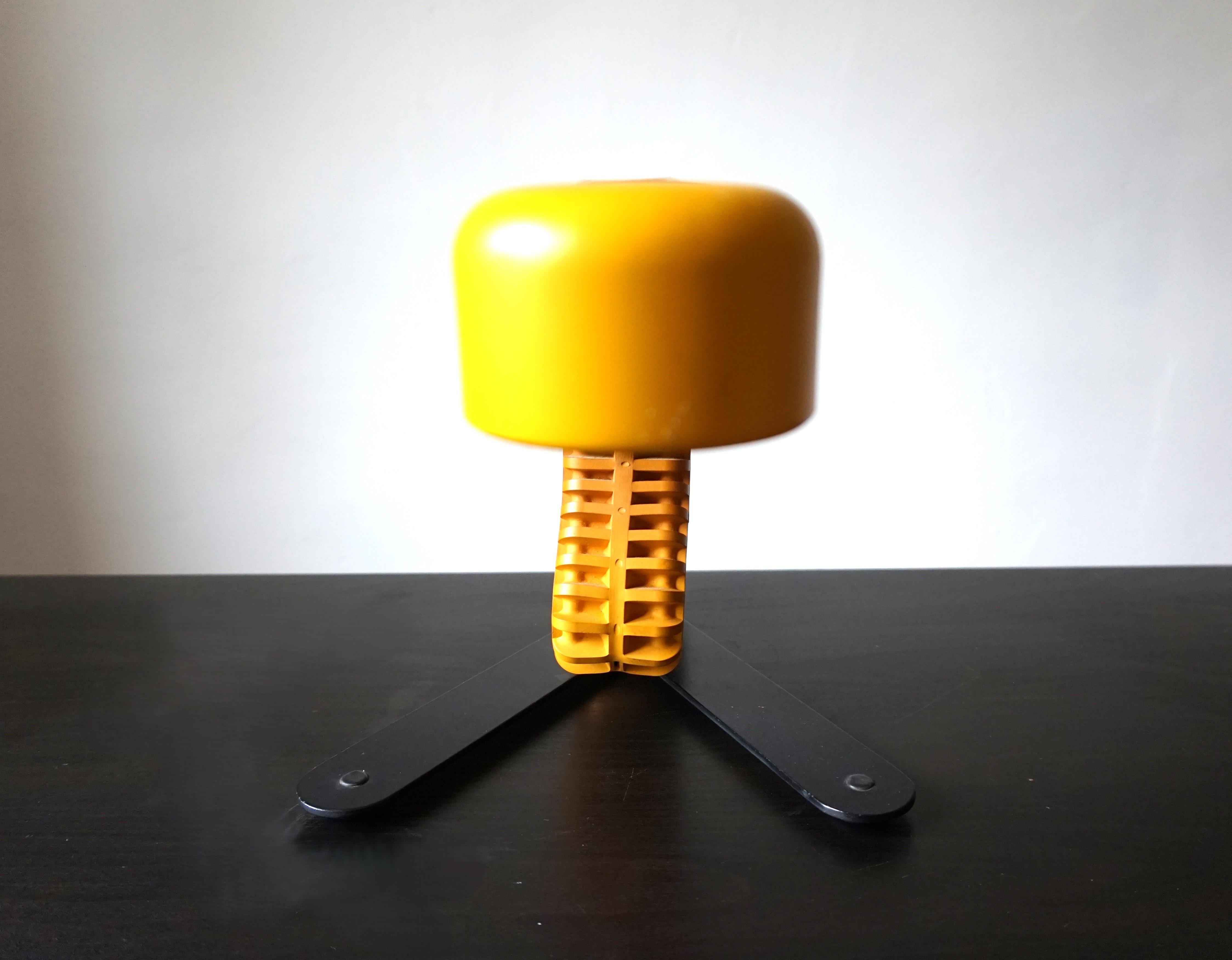 Lámpara de mesa Staff Cobra de Masayuki Kurokawa, 1970 Era espacial en venta