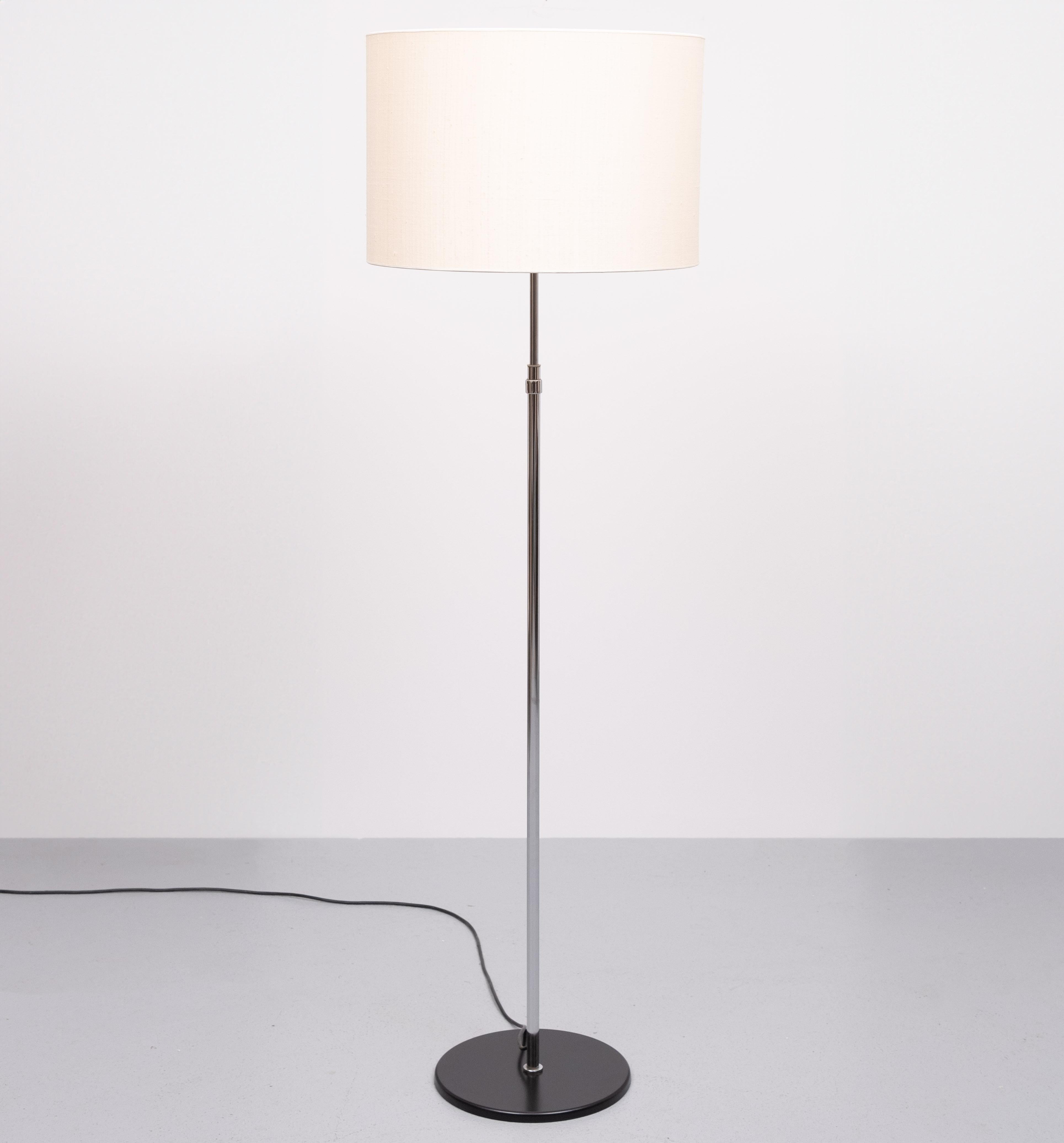Mid-Century Modern Staff  Leuchten  Adjustable floor lamp   1960s Germany  For Sale