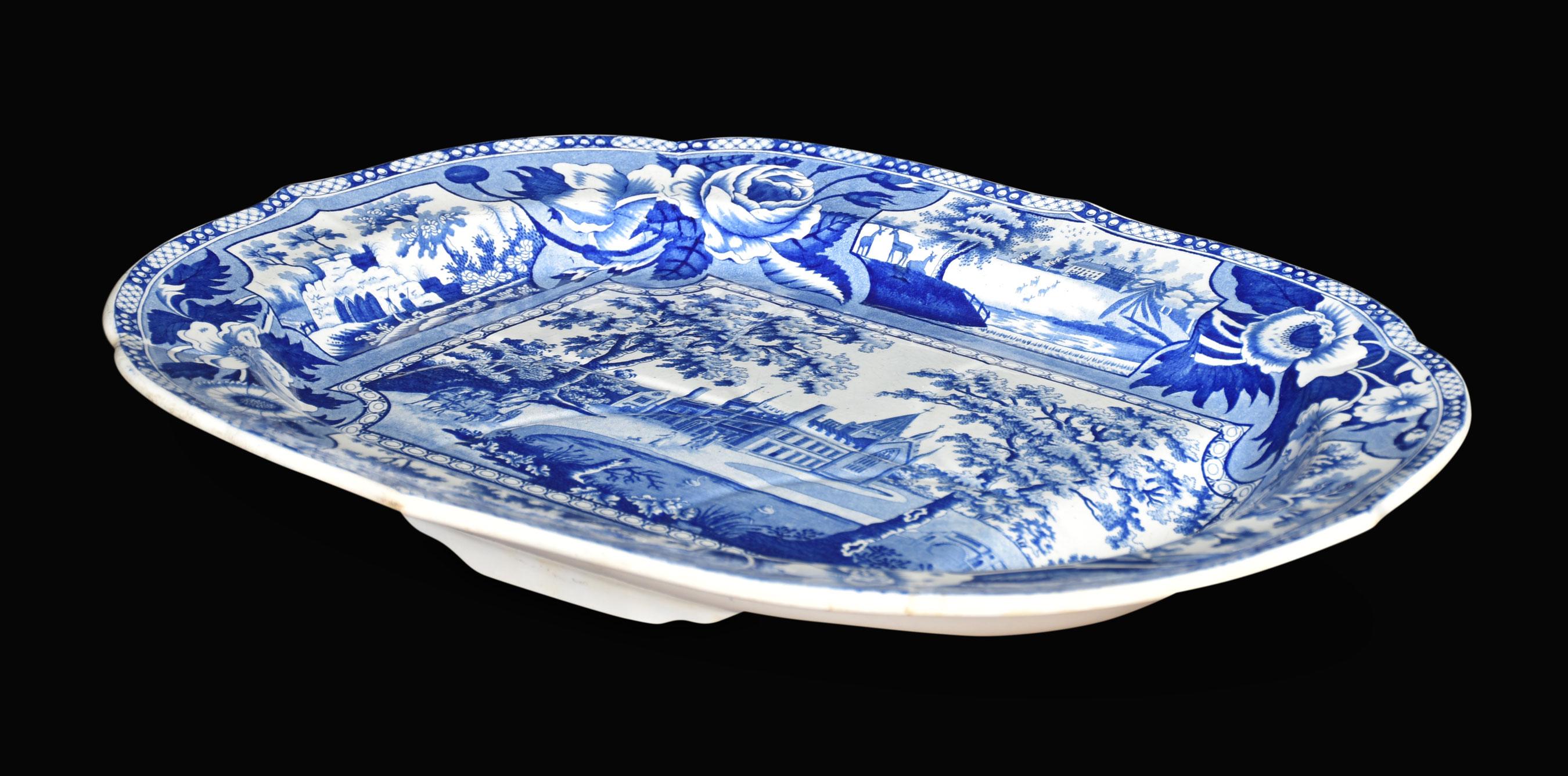 Blauer und weißer Staffordshire-Teller aus dem 19. Jahrhundert (Keramik) im Angebot