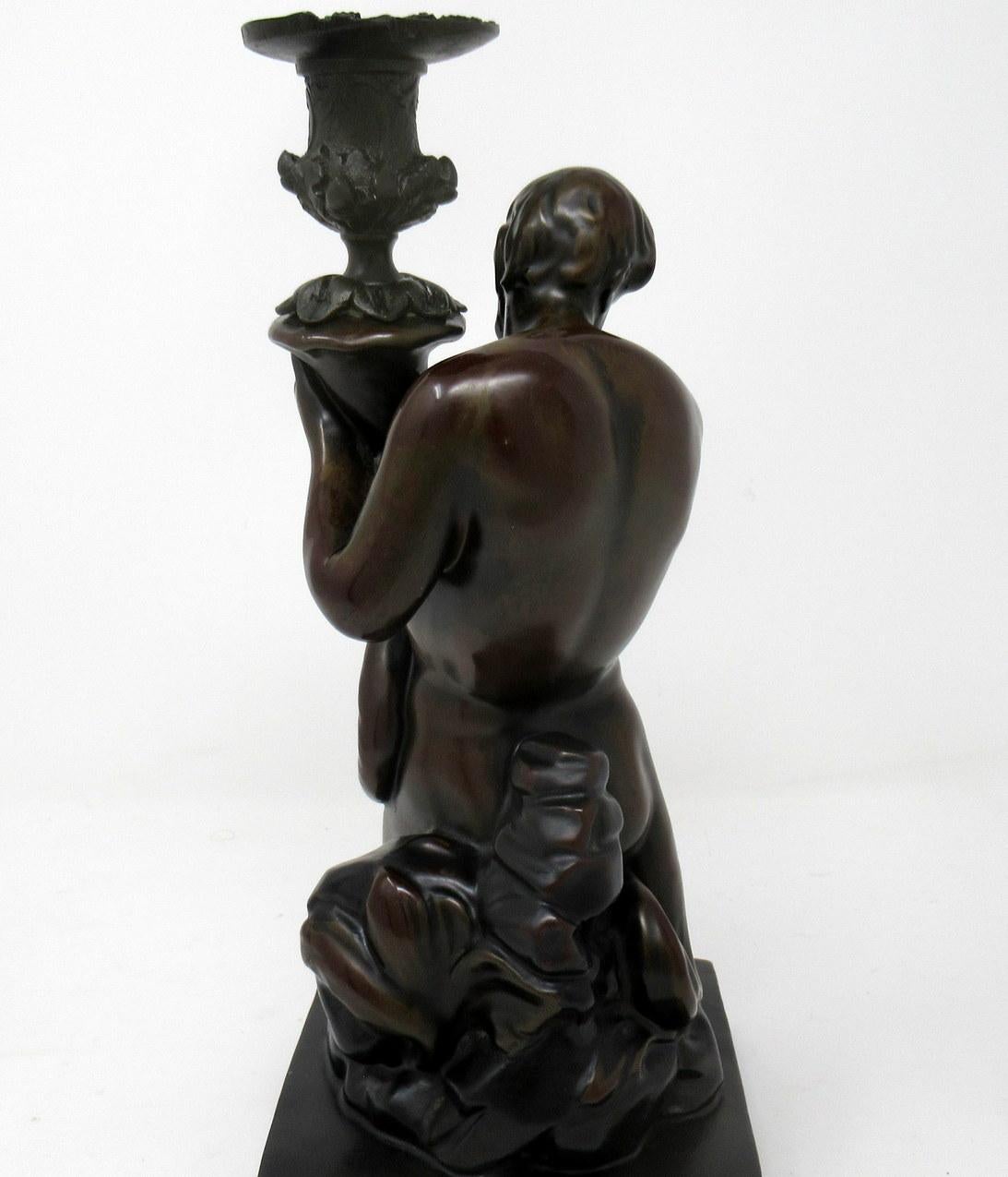 Regency Figure en Staffordshire représentant un Triton masculin John Caldwell par John Wood Caldwell 19e siècle en vente