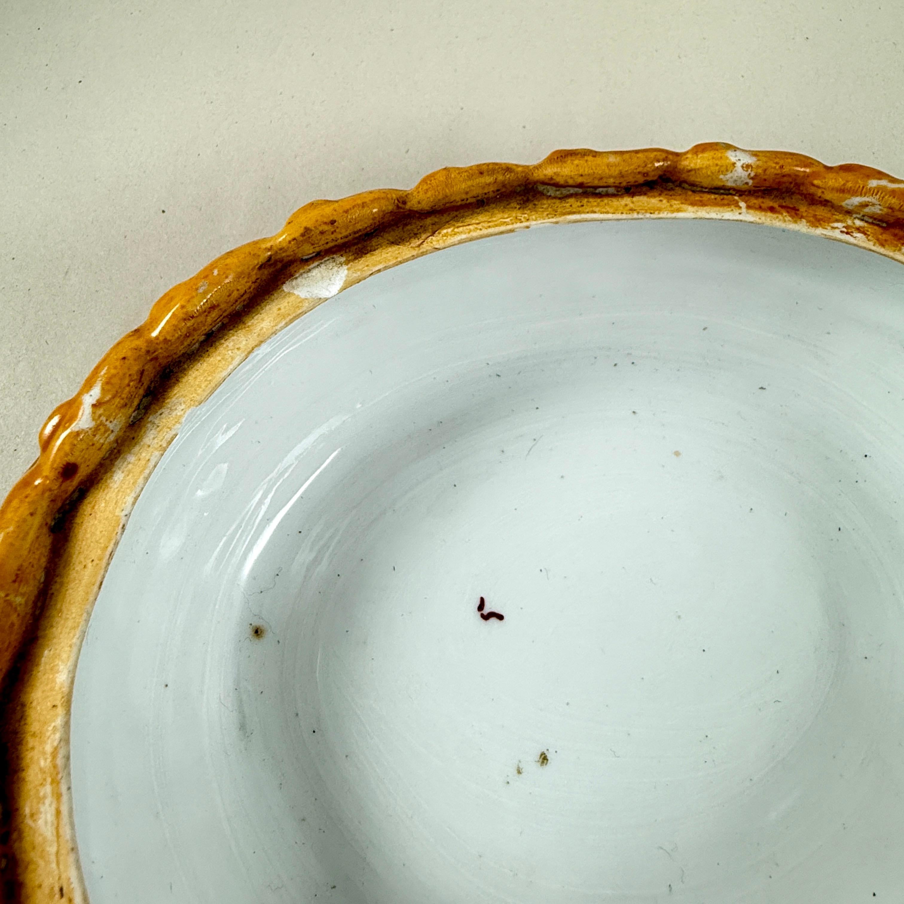 Staffordshire Handgemalte Henne auf Nest mit Eiern Terrine im Angebot 6