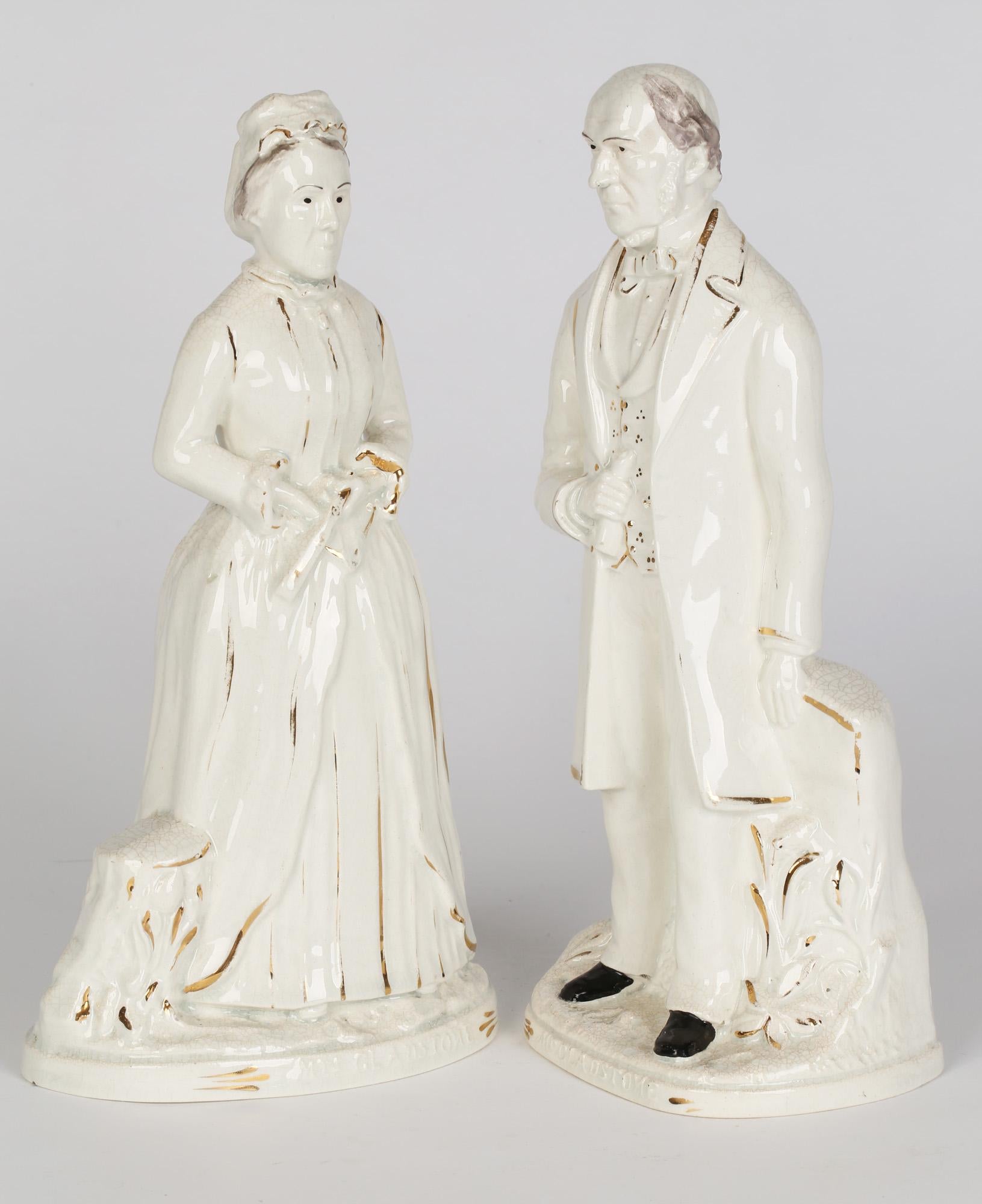 Victorien tardif Paire de portraits politiques de M. et Mme Gladstone en poterie du Staffordshire en vente