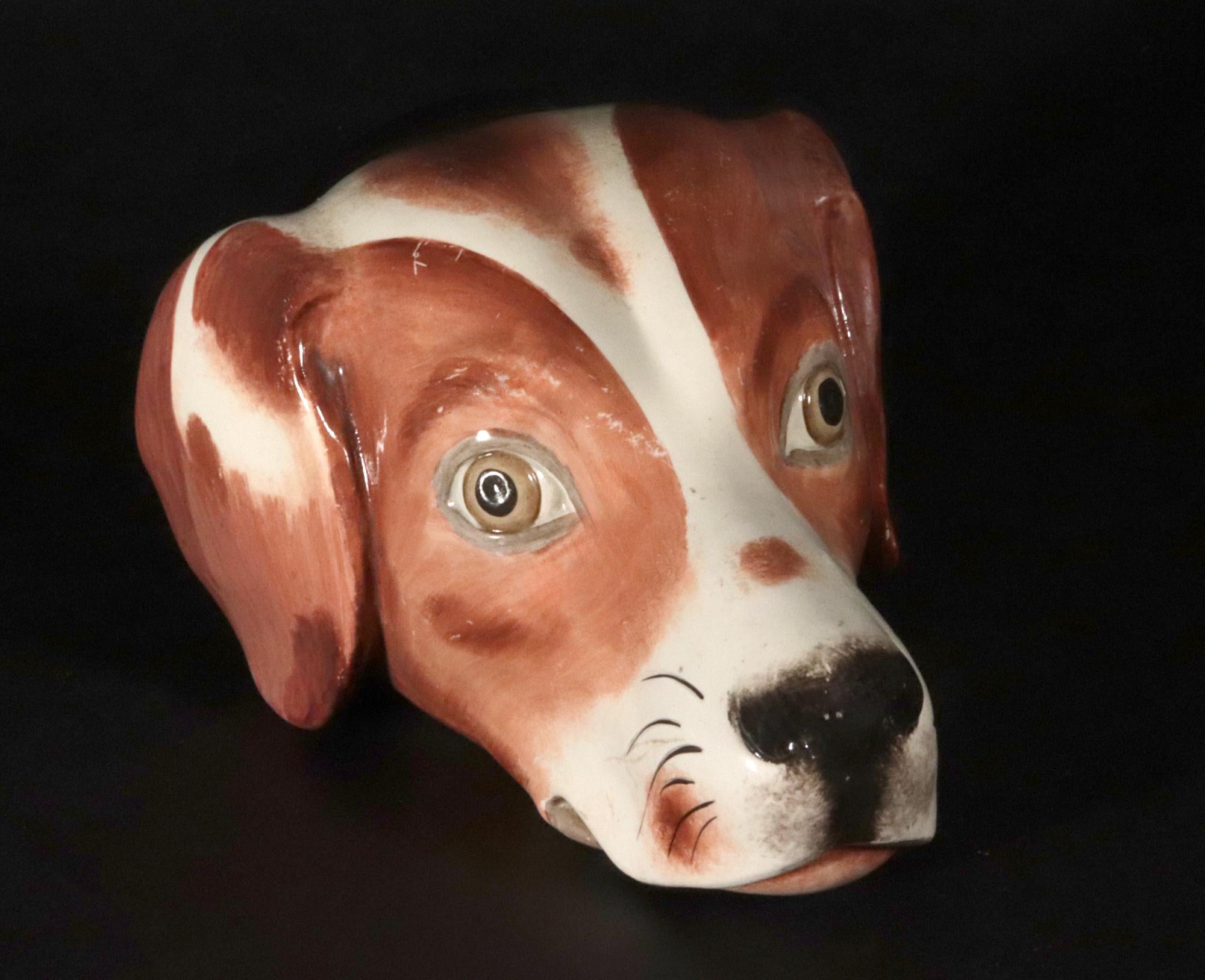 Staffordshire Pearlware Pottery Fox Hound Stirrup Cup In Good Condition For Sale In Downingtown, PA