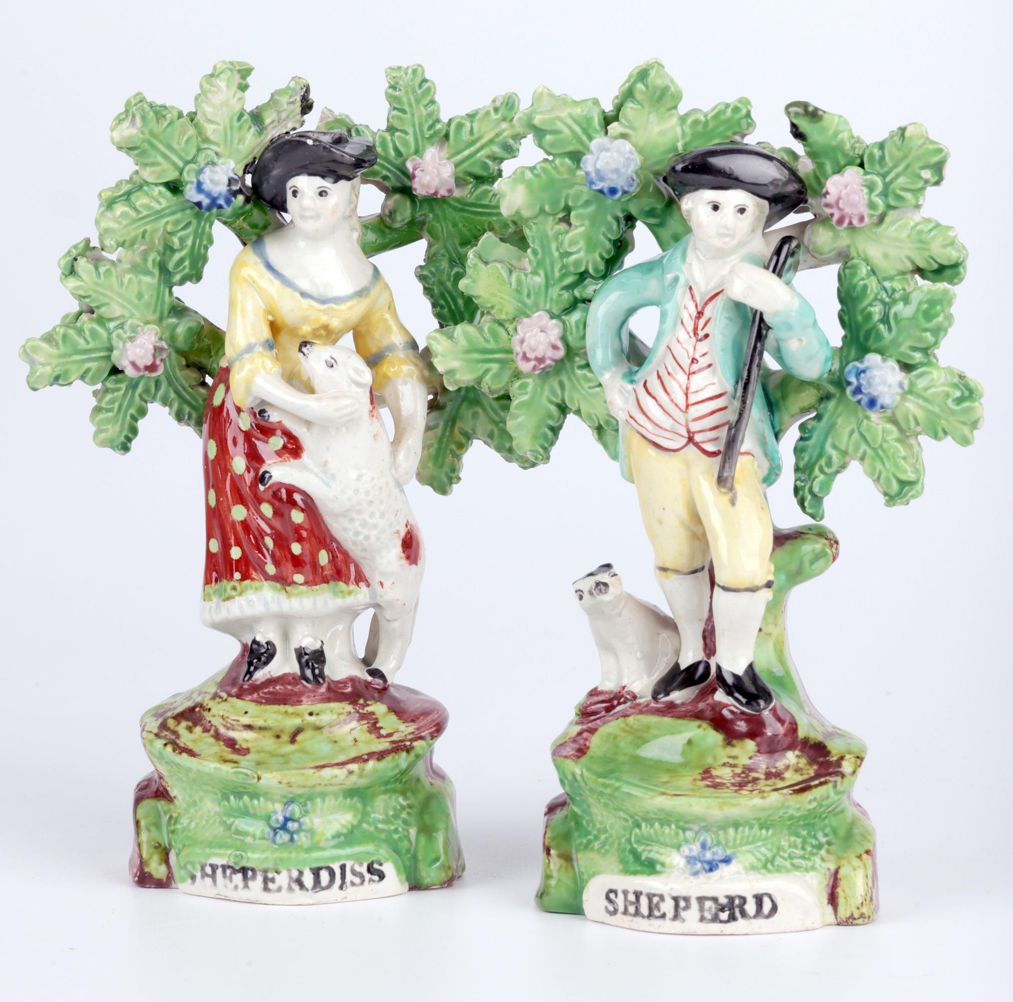 Staffordshire Pearlware Töpferei Hirte & Hirtin Figuren im Angebot 2