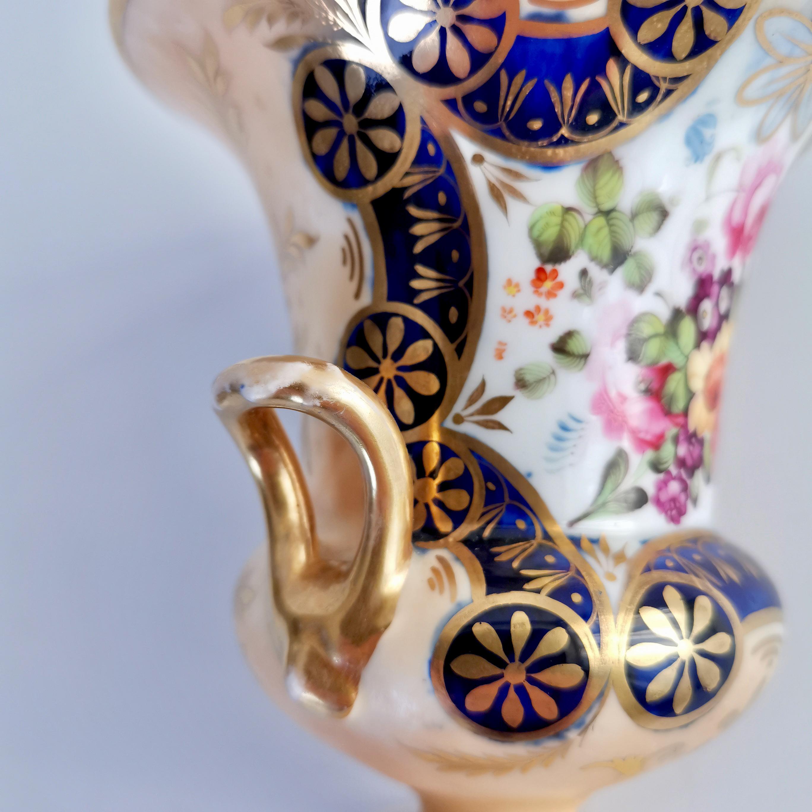Hand-Painted Staffordshire Porcelain Campana Vase, Salmon, Gilt and Flowers, circa 1820 For Sale