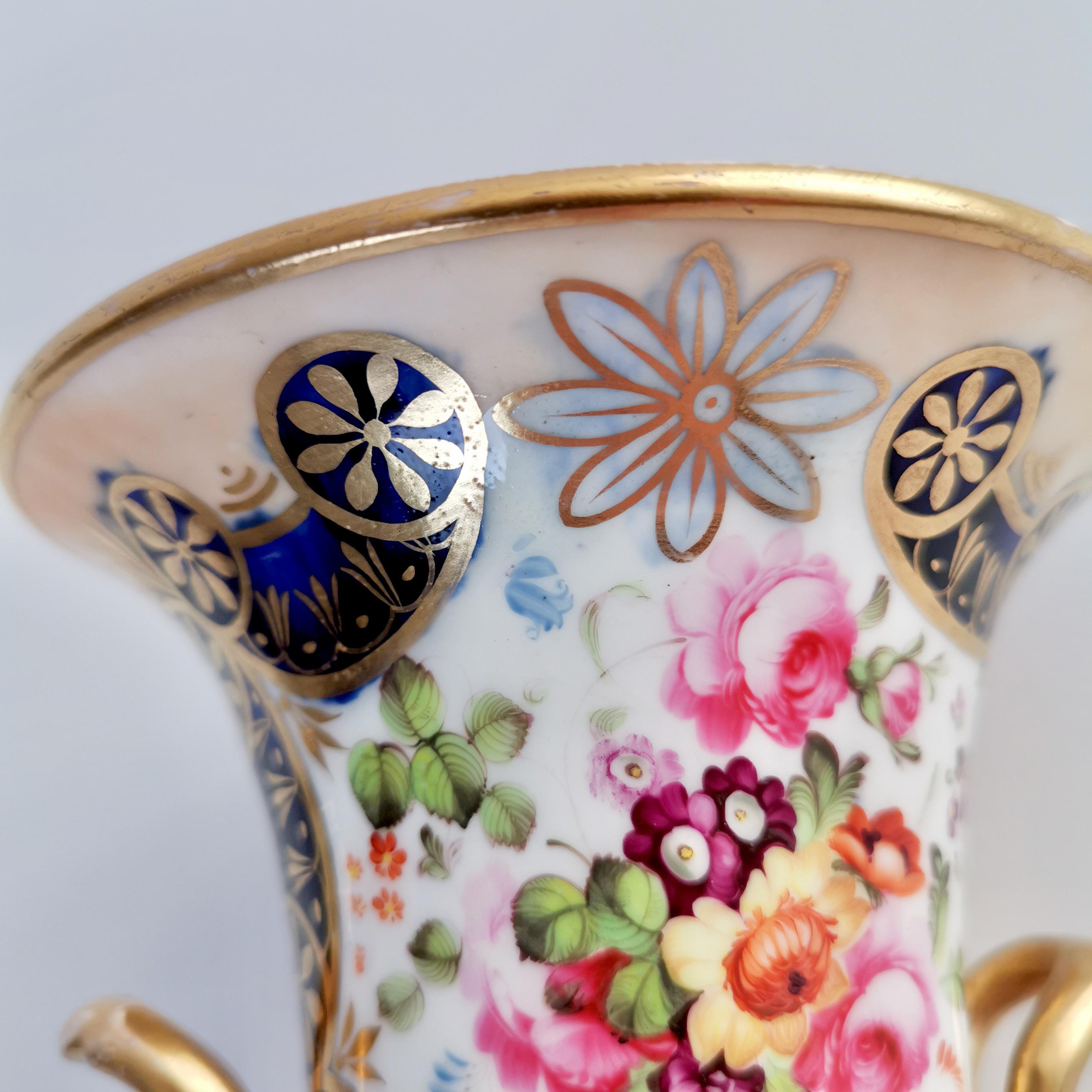 Early 19th Century Staffordshire Porcelain Campana Vase, Salmon, Gilt and Flowers, circa 1820 For Sale