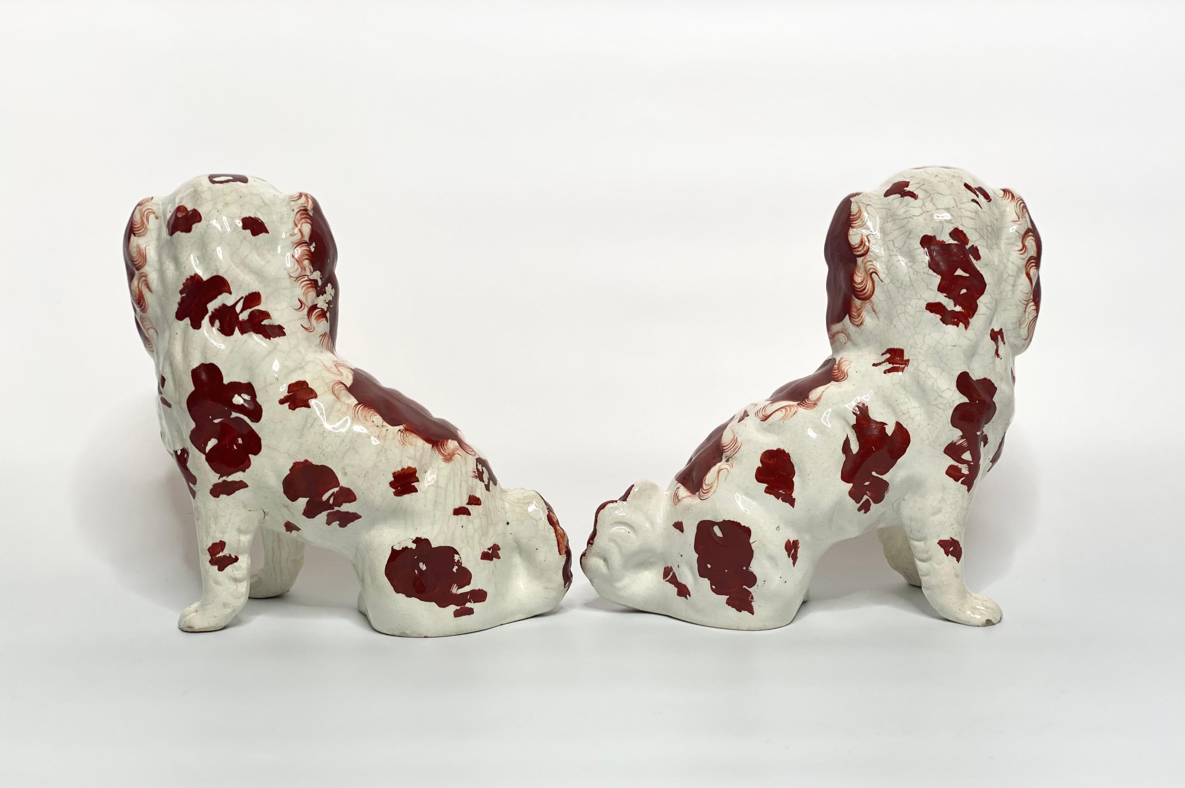 Staffordshire Pottery Spaniels, circa 1850 In Good Condition In Gargrave, North Yorkshire