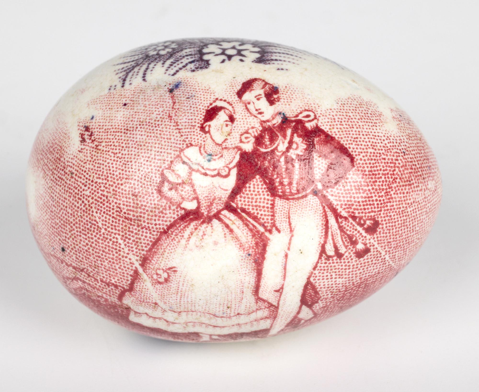 Smaltato Rara stampa a trasferimento dello Staffordshire con il Principe Alberto e la Vittoria, uovo raffreddatore manuale in vendita