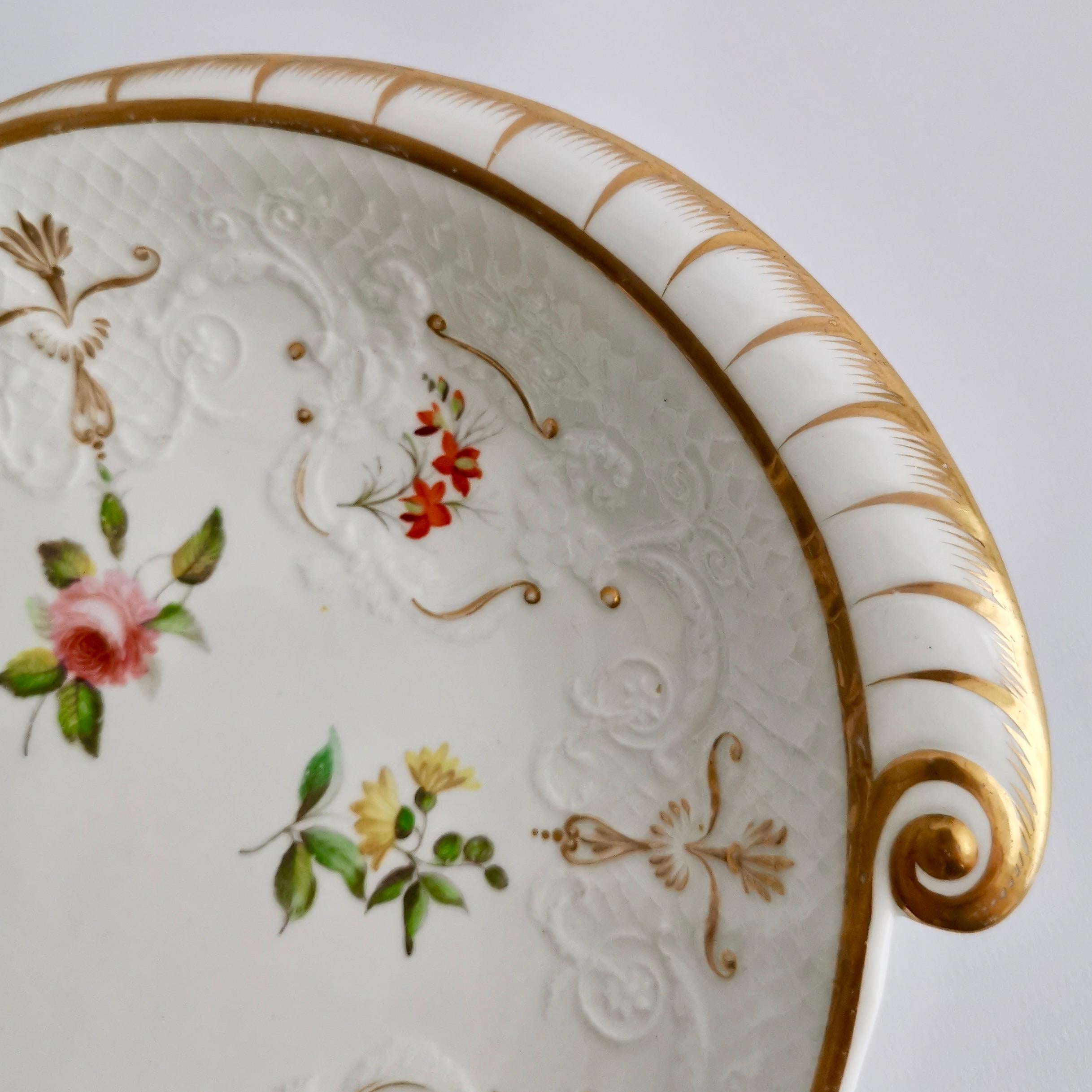 Hand-Painted Staffordshire Serving Dish White Floral with Fine Union Moulding circa 1801-1820