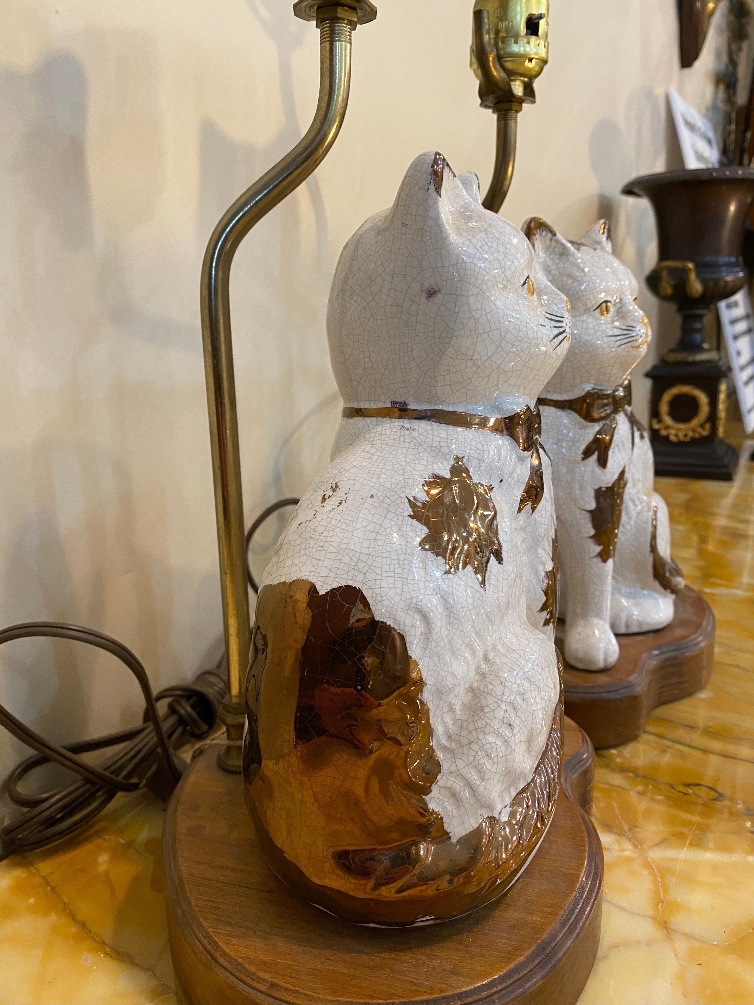 Staffordshire Style Porcelain Cats Mounted as Lamps In Good Condition In Charleston, SC