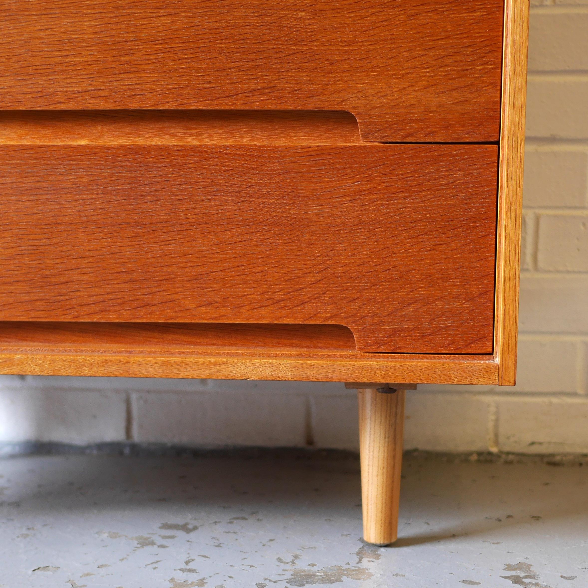 Stag 'C' Range Chest of Four Drawers in Oak by John and Sylvia Reid, circa 1954 3