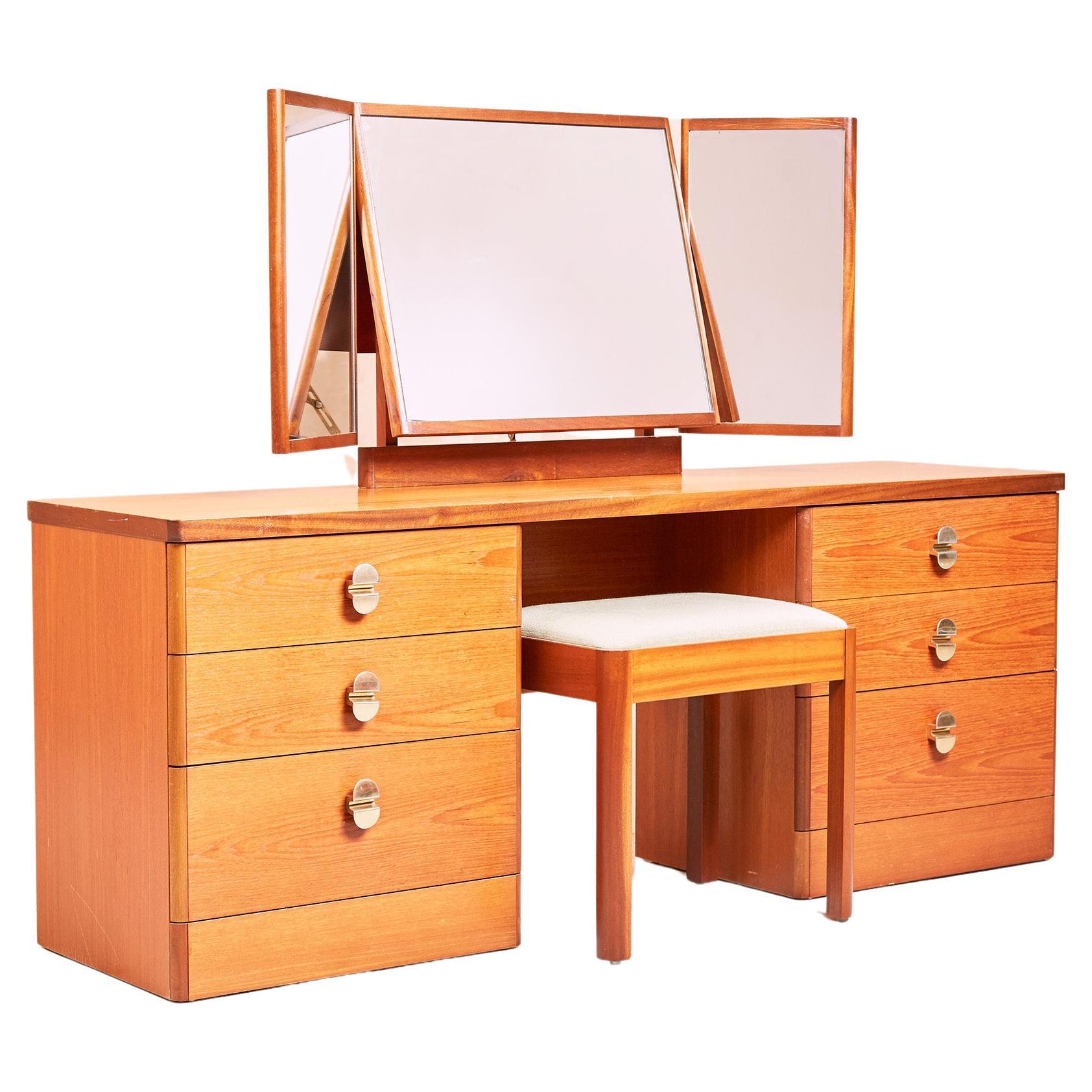 Stag Cantata Dressing Table With Brass Handles, 1970s