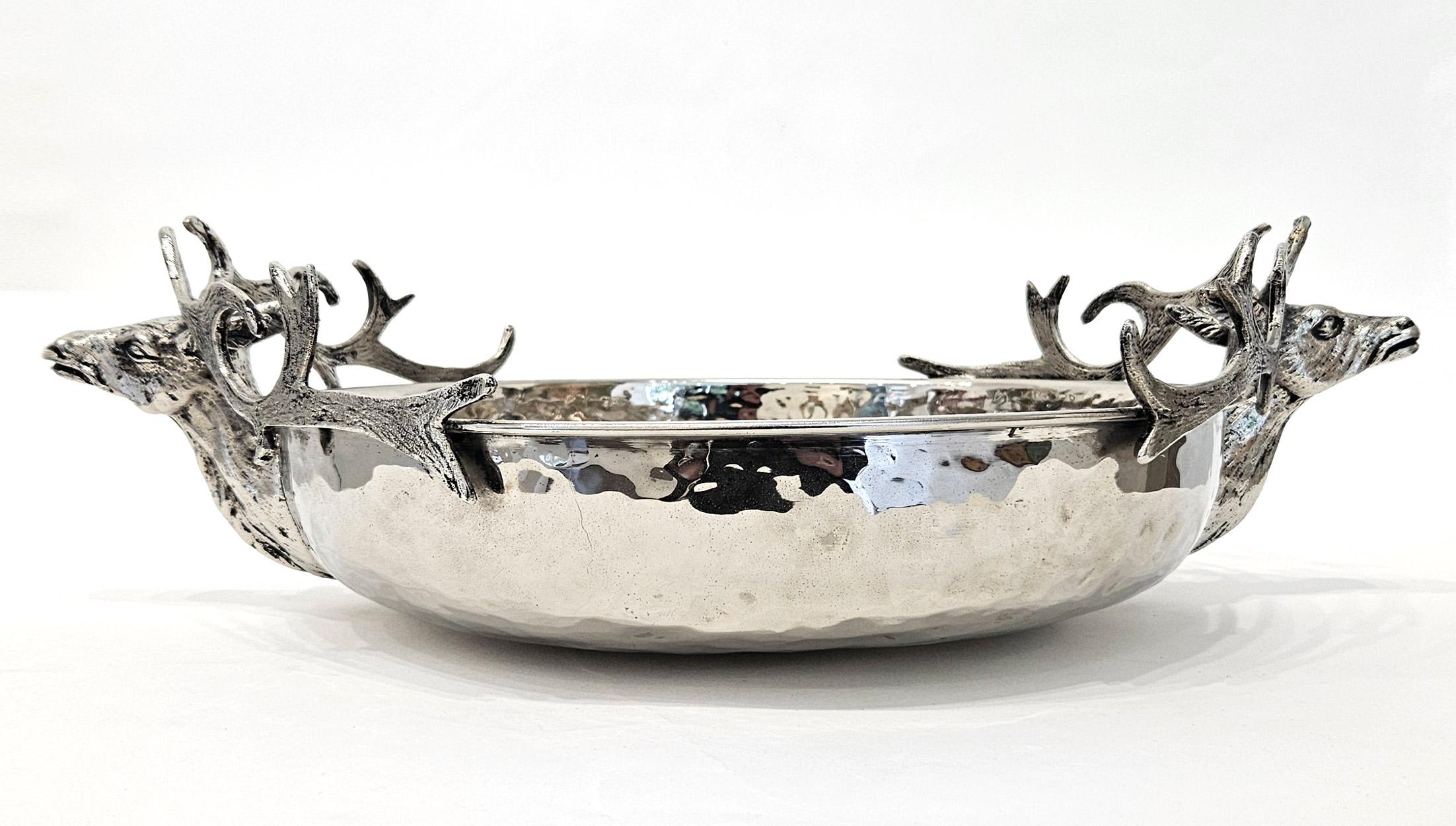 Ciotola con testa di cervo in argento anni '70 nello stile di Gabriella Crespi per Dior in vendita 1