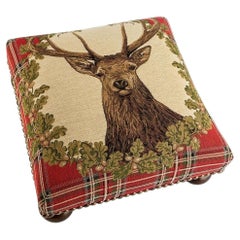 Hirsch Rot Tartan Tapestry Fußhocker