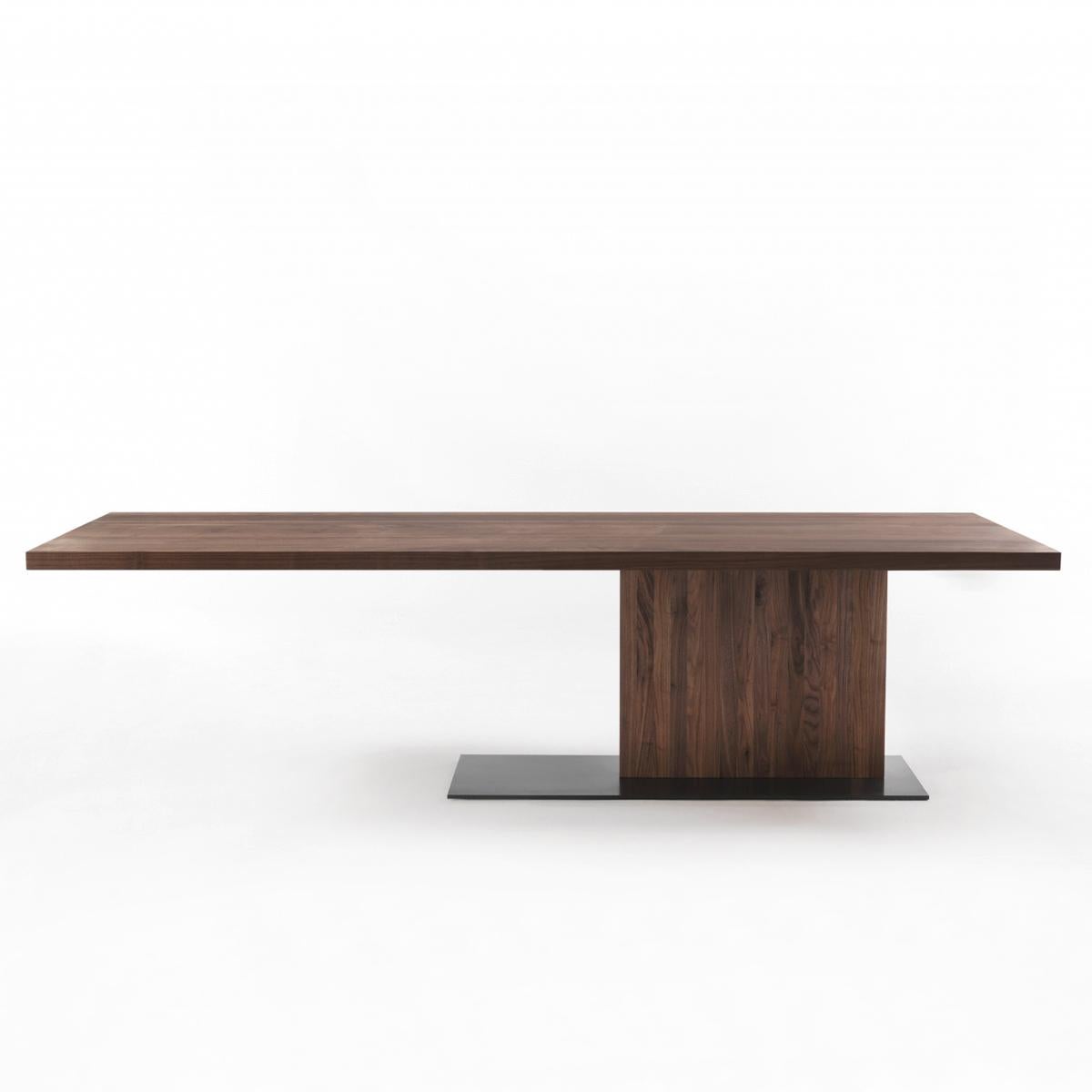 Italian Stage Walnut Dining Table For Sale