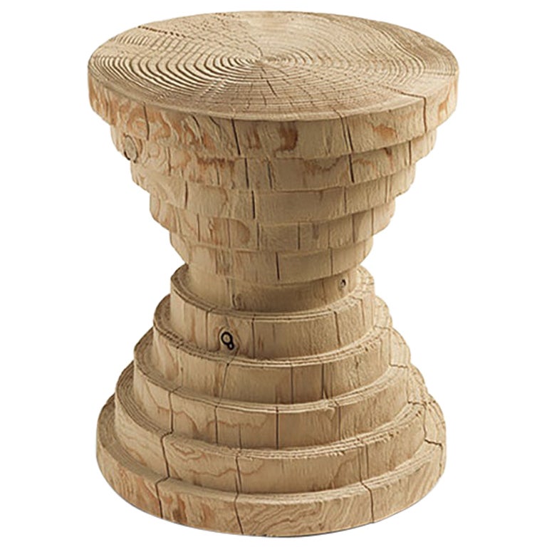 Sgabello Stages in legno di cedro