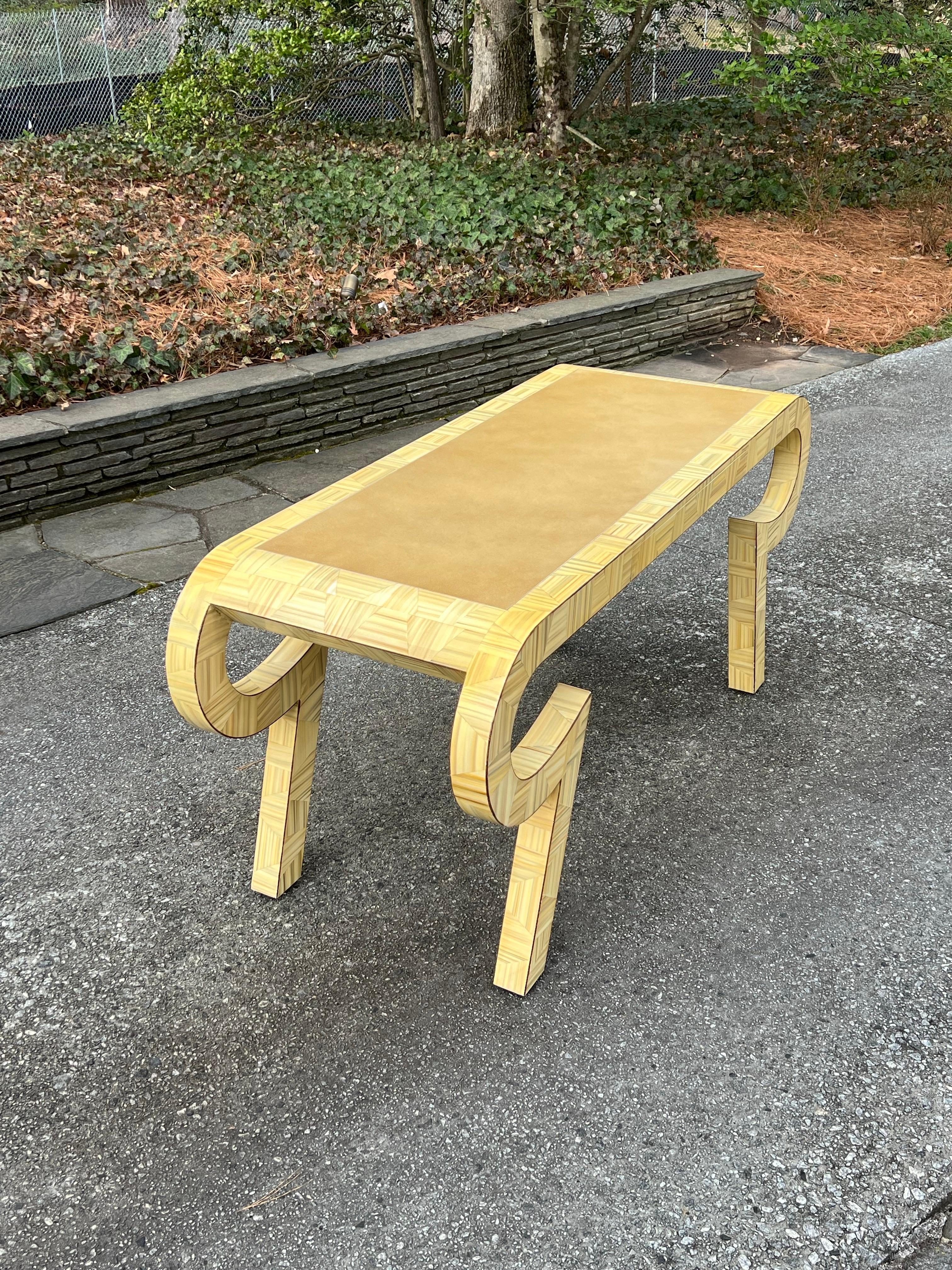 Asombrosa Consola/Escritorio de Alessandro para Baker, Italia, c 1980 - Pareja Disponible en venta 7