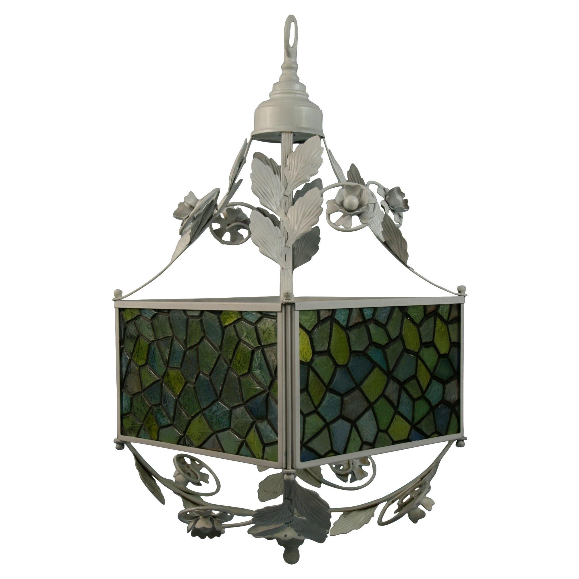 3-514 stain glass panels with white flowers and leaves pendant light
Take one 100 watt Edison based bulb
Height of fixture 20