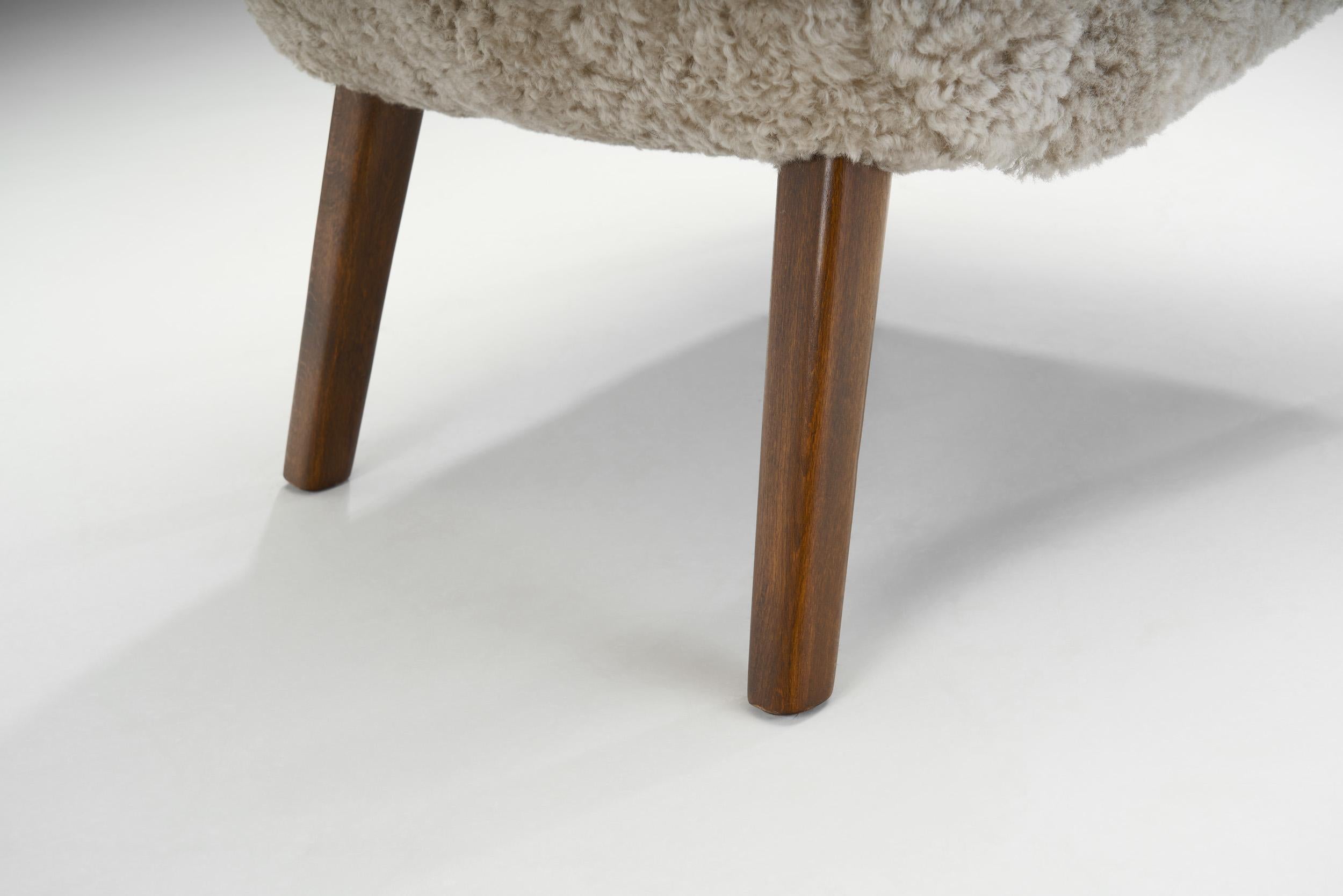 Stained Beech Easy Chairs in Sheepskin by a Danish Cabinetmaker, Denmark 1940s For Sale 11