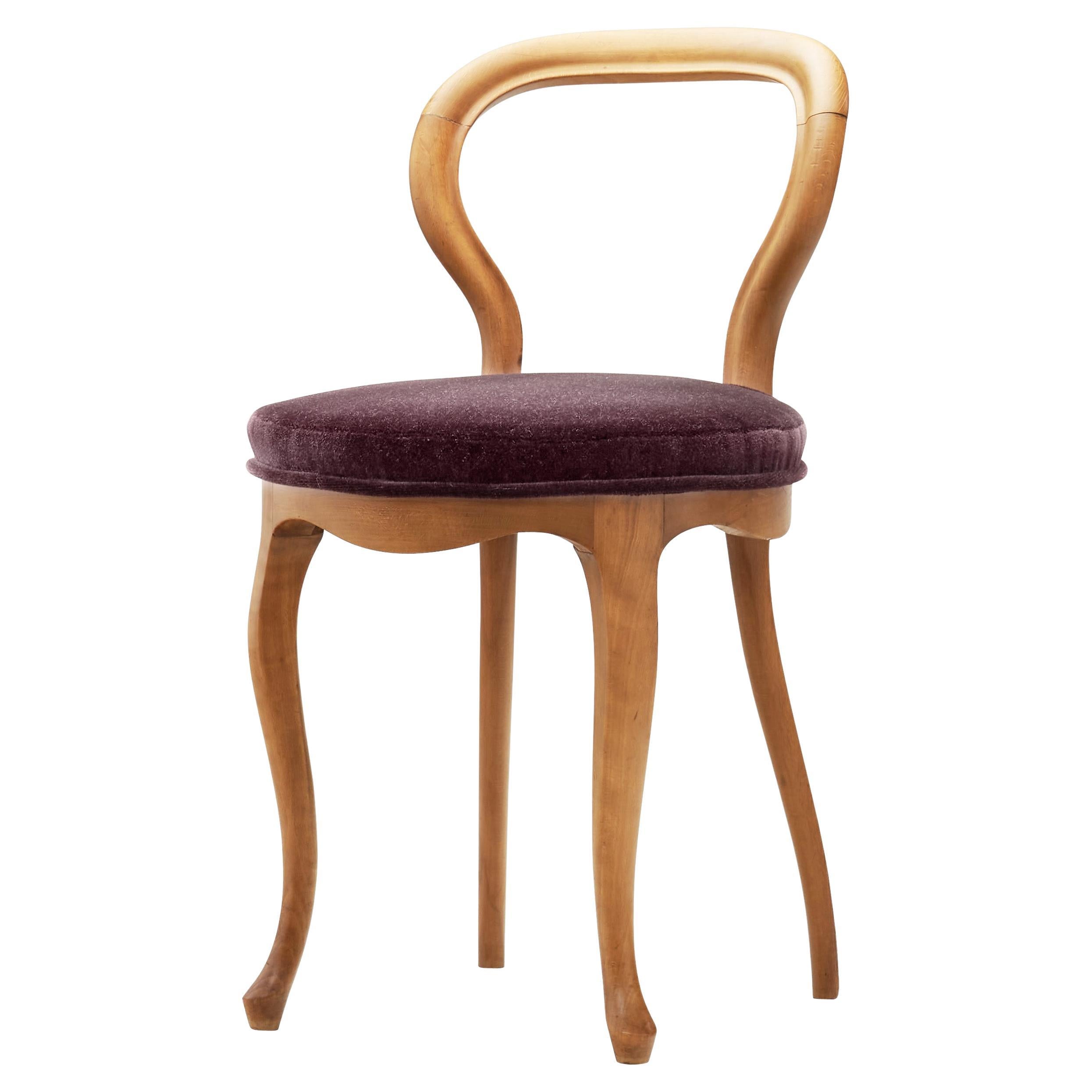 Chaise d'appoint en hêtre teinté avec assise tapissée, Europe vers le 19e siècle